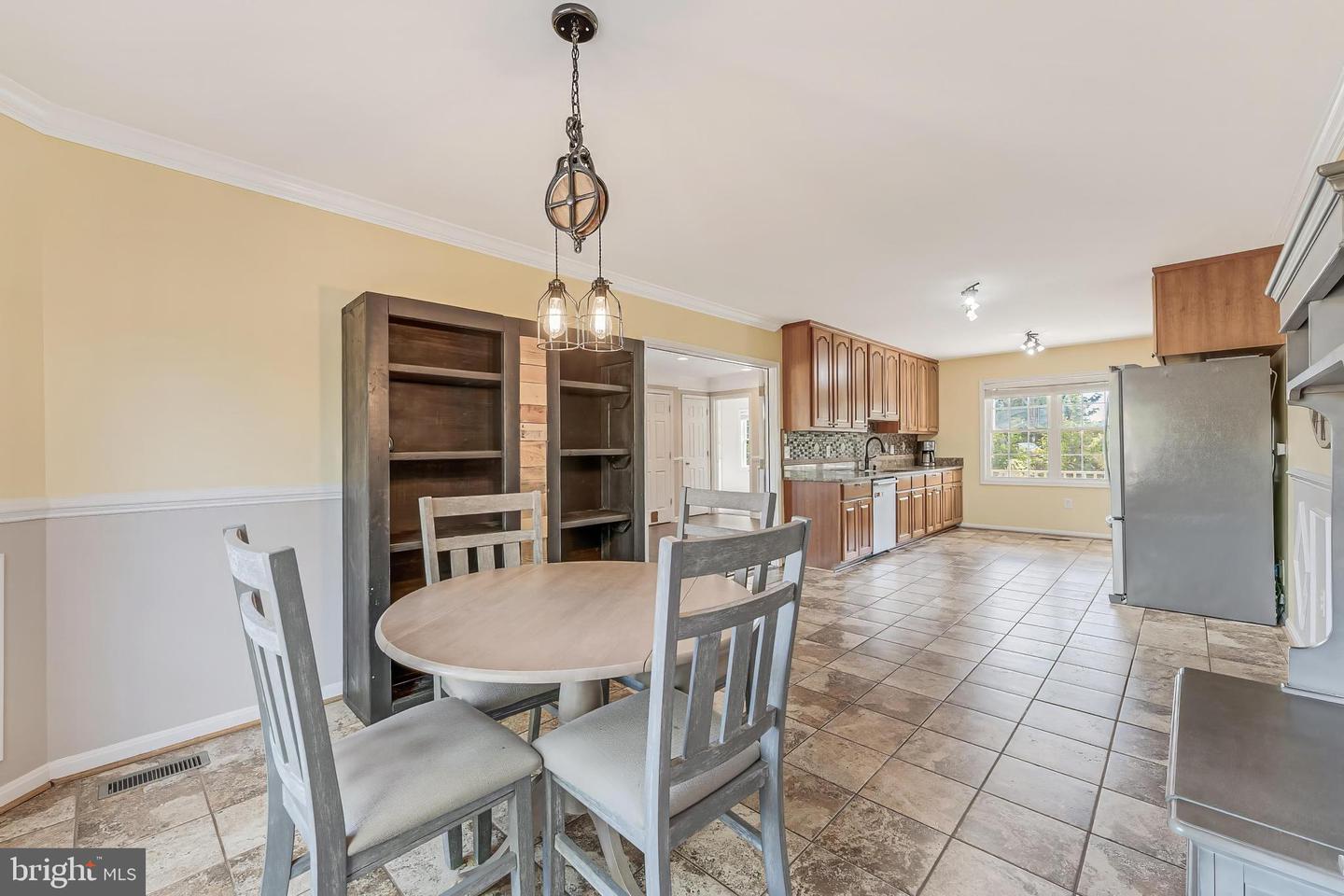 124 OLD MILL LN, WARRENTON, Virginia 20186, 3 Bedrooms Bedrooms, ,2 BathroomsBathrooms,Residential,For sale,124 OLD MILL LN,VAFQ2019328 MLS # VAFQ2019328