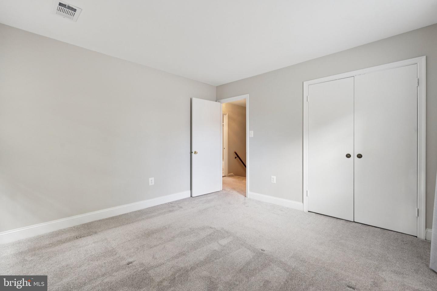 717 CAMPBELL WAY, HERNDON, Virginia 20170, 4 Bedrooms Bedrooms, ,3 BathroomsBathrooms,Residential,For sale,717 CAMPBELL WAY,VAFX2273412 MLS # VAFX2273412