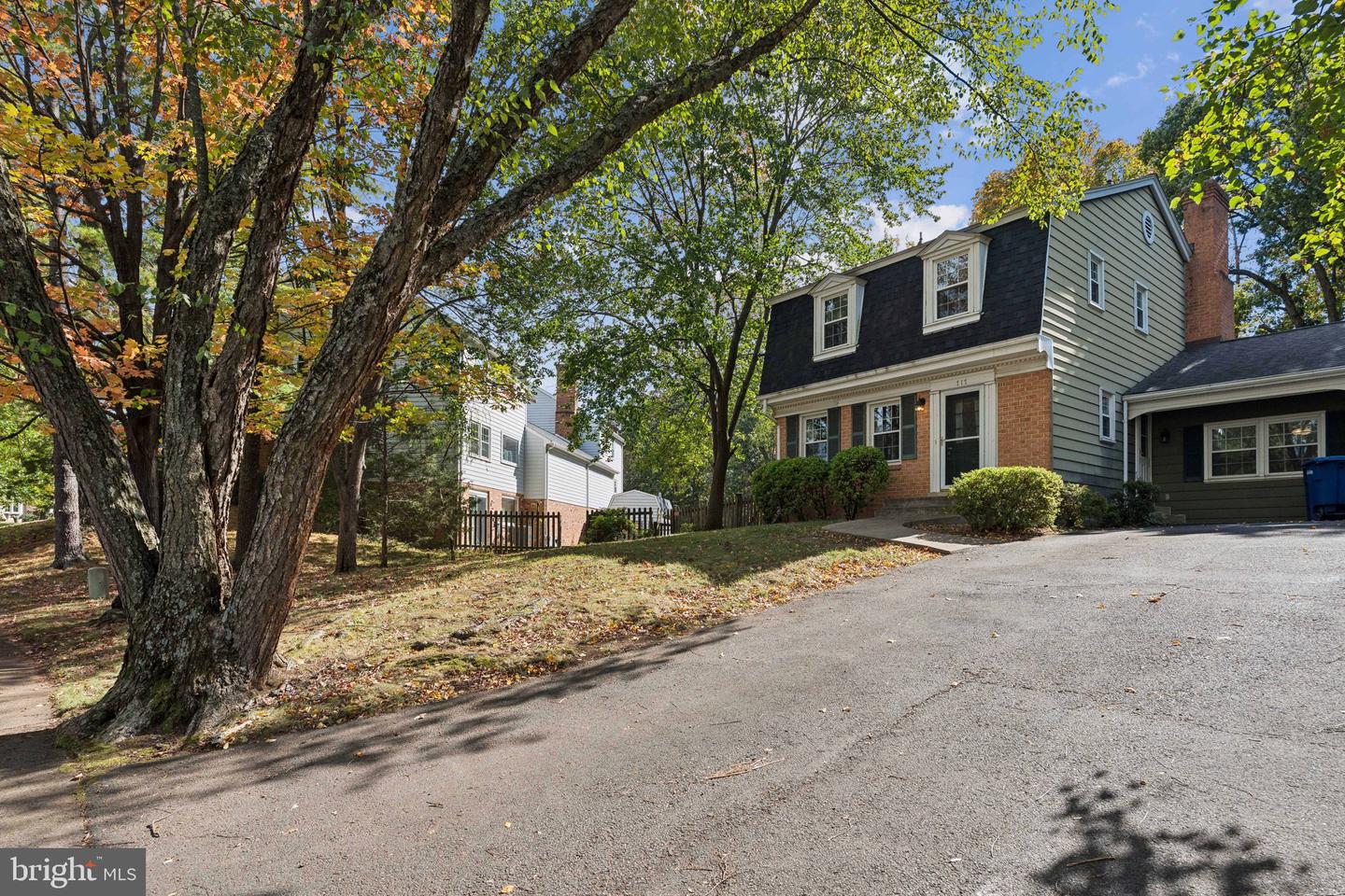 717 CAMPBELL WAY, HERNDON, Virginia 20170, 4 Bedrooms Bedrooms, ,3 BathroomsBathrooms,Residential,For sale,717 CAMPBELL WAY,VAFX2273412 MLS # VAFX2273412