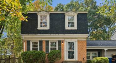 717 CAMPBELL WAY, HERNDON, Virginia 20170, 4 Bedrooms Bedrooms, ,3 BathroomsBathrooms,Residential,For sale,717 CAMPBELL WAY,VAFX2273412 MLS # VAFX2273412