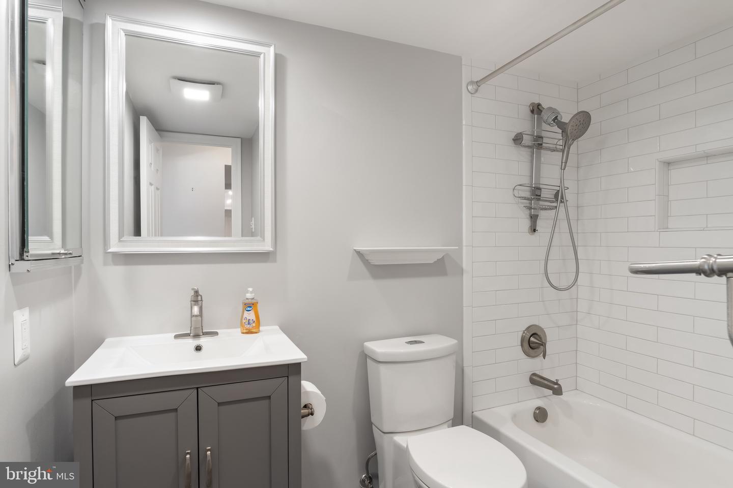 1301 N COURTHOUSE RD #1401, ARLINGTON, Virginia 22201, 2 Bedrooms Bedrooms, 4 Rooms Rooms,2 BathroomsBathrooms,Residential,For sale,1301 N COURTHOUSE RD #1401,VAAR2064702 MLS # VAAR2064702