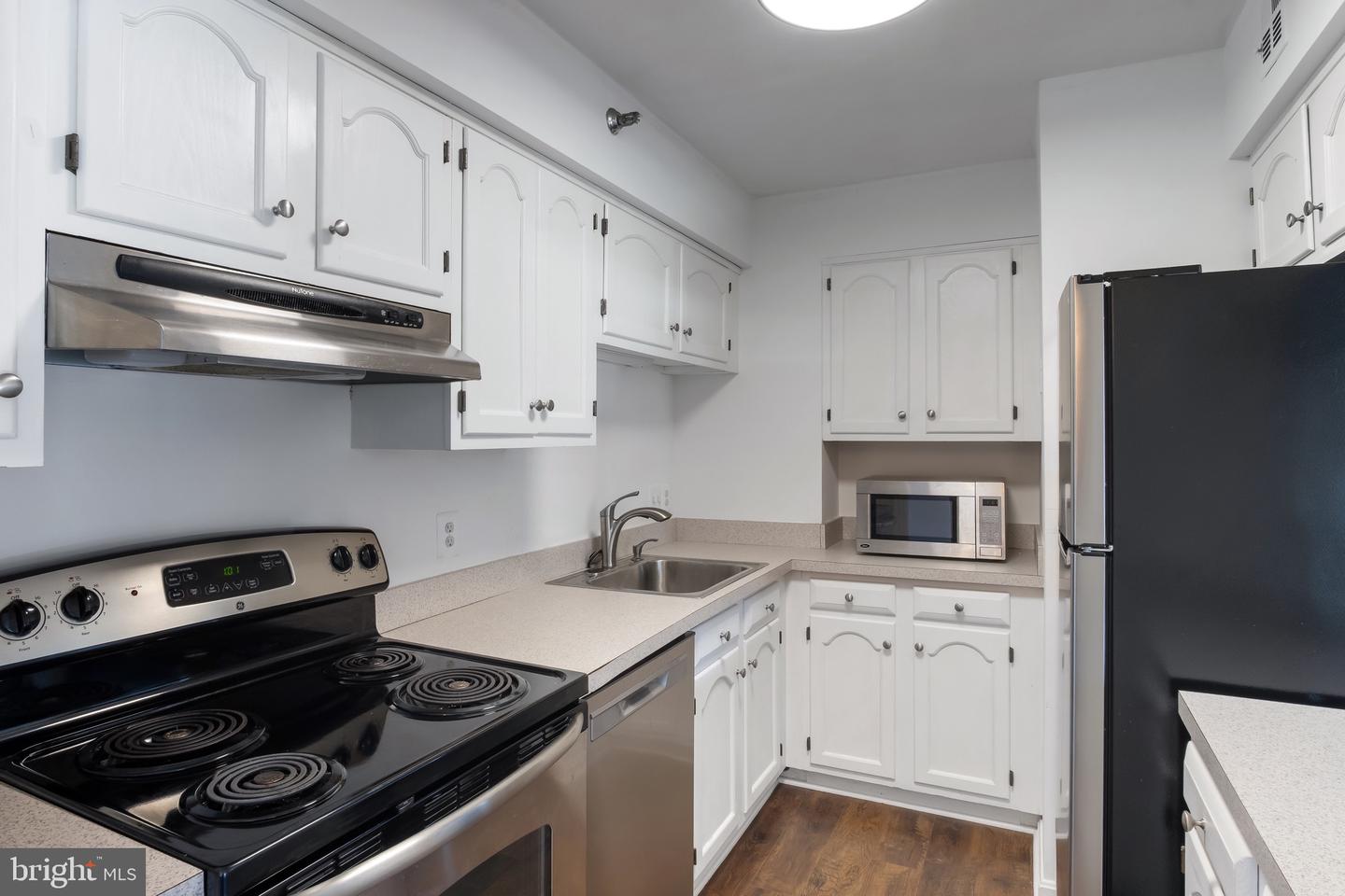 1301 N COURTHOUSE RD #1401, ARLINGTON, Virginia 22201, 2 Bedrooms Bedrooms, 4 Rooms Rooms,2 BathroomsBathrooms,Residential,For sale,1301 N COURTHOUSE RD #1401,VAAR2064702 MLS # VAAR2064702