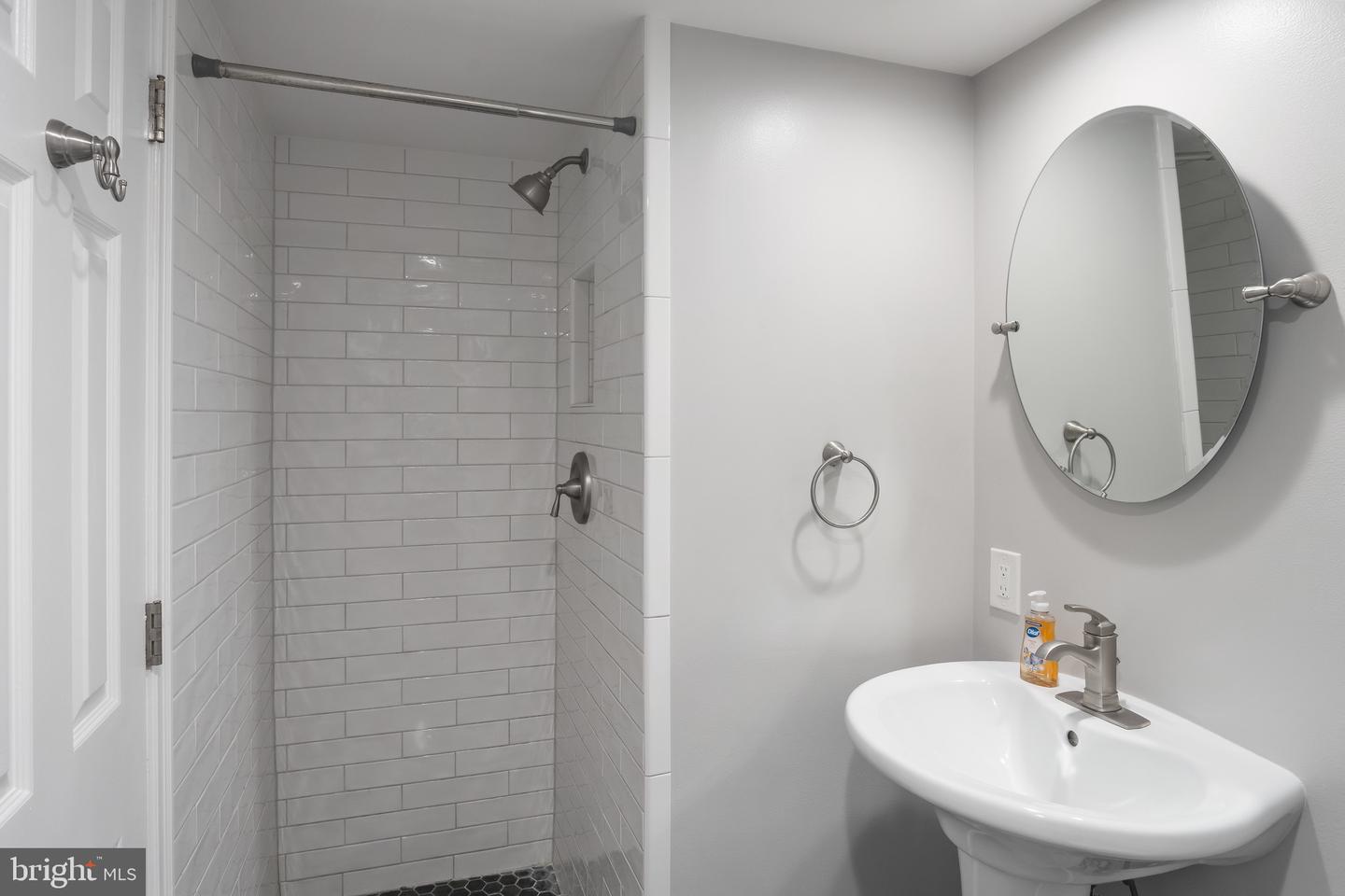 1301 N COURTHOUSE RD #1401, ARLINGTON, Virginia 22201, 2 Bedrooms Bedrooms, 4 Rooms Rooms,2 BathroomsBathrooms,Residential,For sale,1301 N COURTHOUSE RD #1401,VAAR2064702 MLS # VAAR2064702