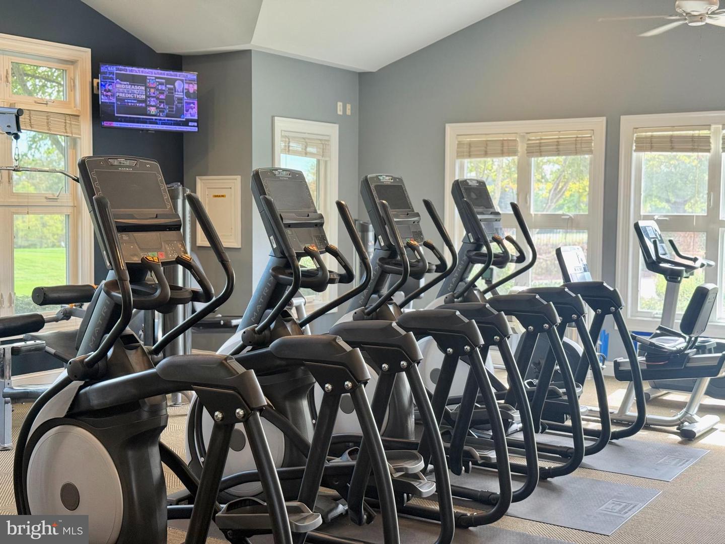 5421 SHERMAN OAKS CT, HAYMARKET, Virginia 20169, 5 Bedrooms Bedrooms, 24 Rooms Rooms,4 BathroomsBathrooms,Residential,For sale,5421 SHERMAN OAKS CT,VAPW2105668 MLS # VAPW2105668