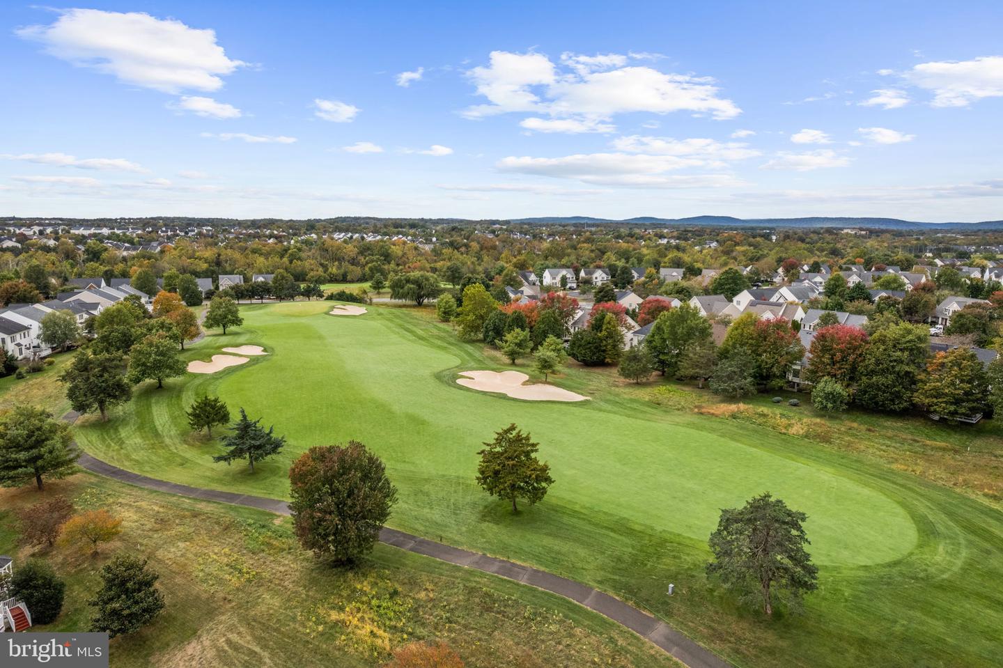 5421 SHERMAN OAKS CT, HAYMARKET, Virginia 20169, 5 Bedrooms Bedrooms, 24 Rooms Rooms,4 BathroomsBathrooms,Residential,For sale,5421 SHERMAN OAKS CT,VAPW2105668 MLS # VAPW2105668
