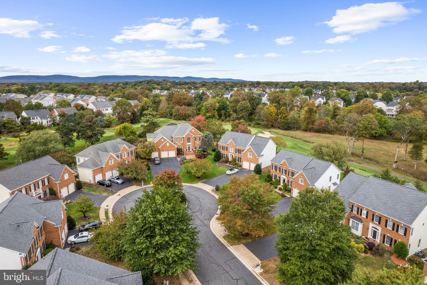 5421 SHERMAN OAKS CT, HAYMARKET, Virginia 20169, 5 Bedrooms Bedrooms, 24 Rooms Rooms,4 BathroomsBathrooms,Residential,For sale,5421 SHERMAN OAKS CT,VAPW2105668 MLS # VAPW2105668