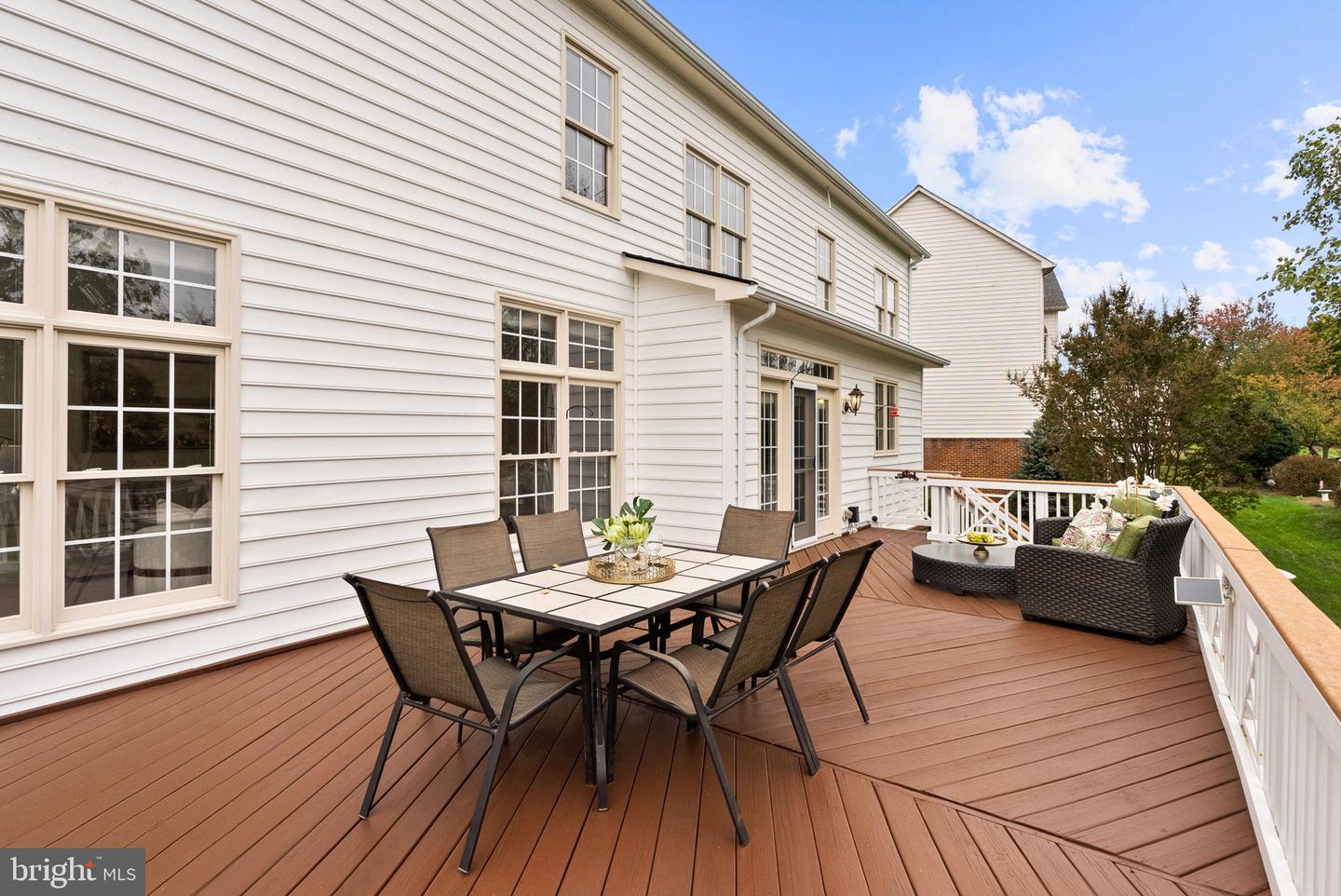 5421 SHERMAN OAKS CT, HAYMARKET, Virginia 20169, 5 Bedrooms Bedrooms, 24 Rooms Rooms,4 BathroomsBathrooms,Residential,For sale,5421 SHERMAN OAKS CT,VAPW2105668 MLS # VAPW2105668