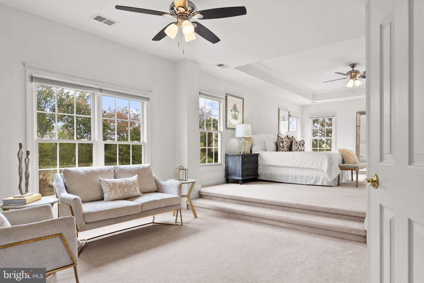 5421 SHERMAN OAKS CT, HAYMARKET, Virginia 20169, 5 Bedrooms Bedrooms, 24 Rooms Rooms,4 BathroomsBathrooms,Residential,For sale,5421 SHERMAN OAKS CT,VAPW2105668 MLS # VAPW2105668