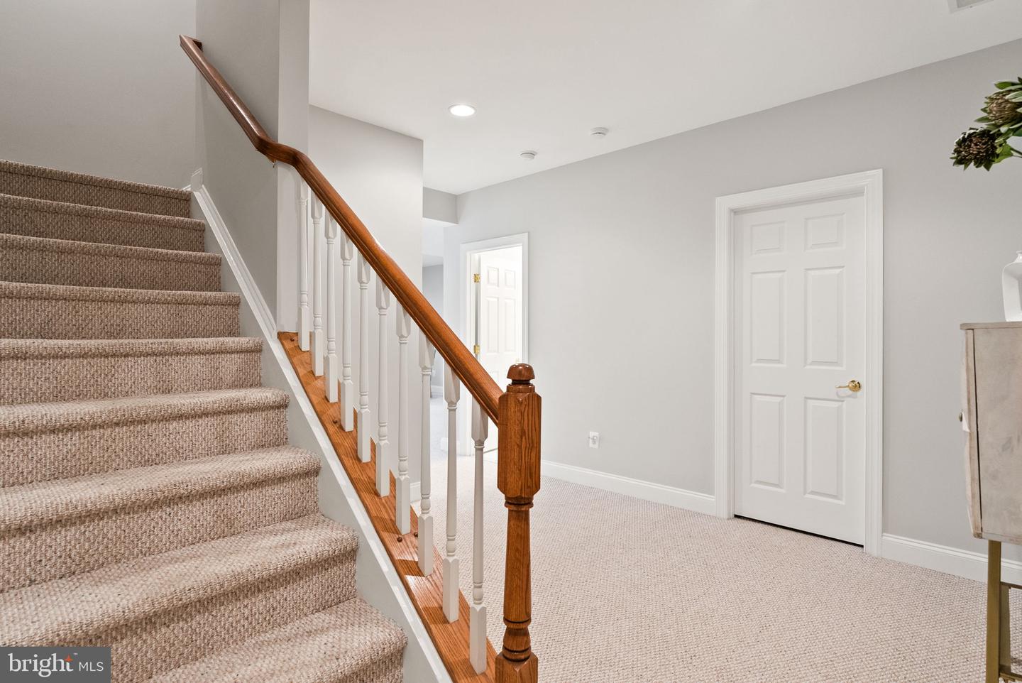5421 SHERMAN OAKS CT, HAYMARKET, Virginia 20169, 5 Bedrooms Bedrooms, 24 Rooms Rooms,4 BathroomsBathrooms,Residential,For sale,5421 SHERMAN OAKS CT,VAPW2105668 MLS # VAPW2105668