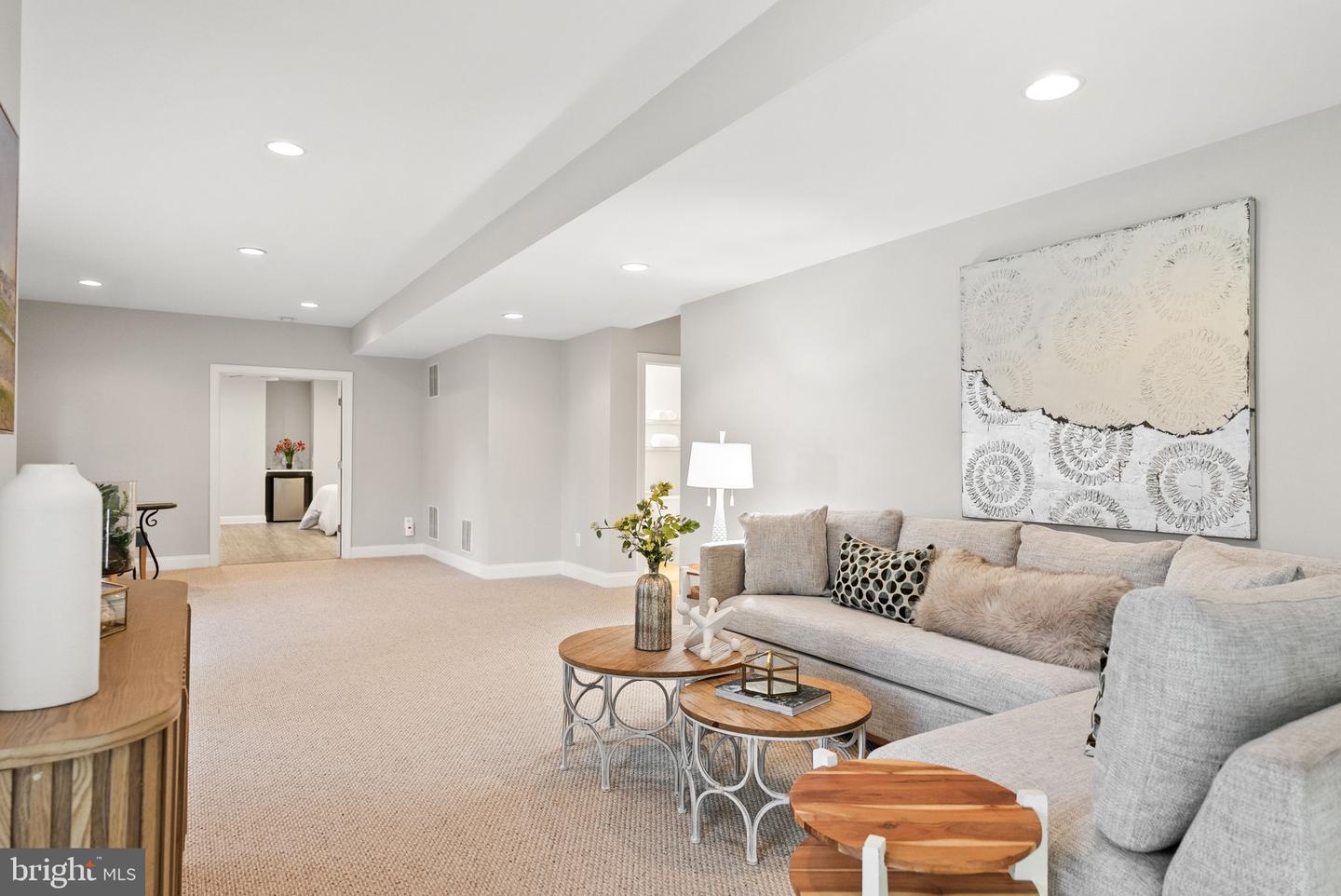 5421 SHERMAN OAKS CT, HAYMARKET, Virginia 20169, 5 Bedrooms Bedrooms, 24 Rooms Rooms,4 BathroomsBathrooms,Residential,For sale,5421 SHERMAN OAKS CT,VAPW2105668 MLS # VAPW2105668