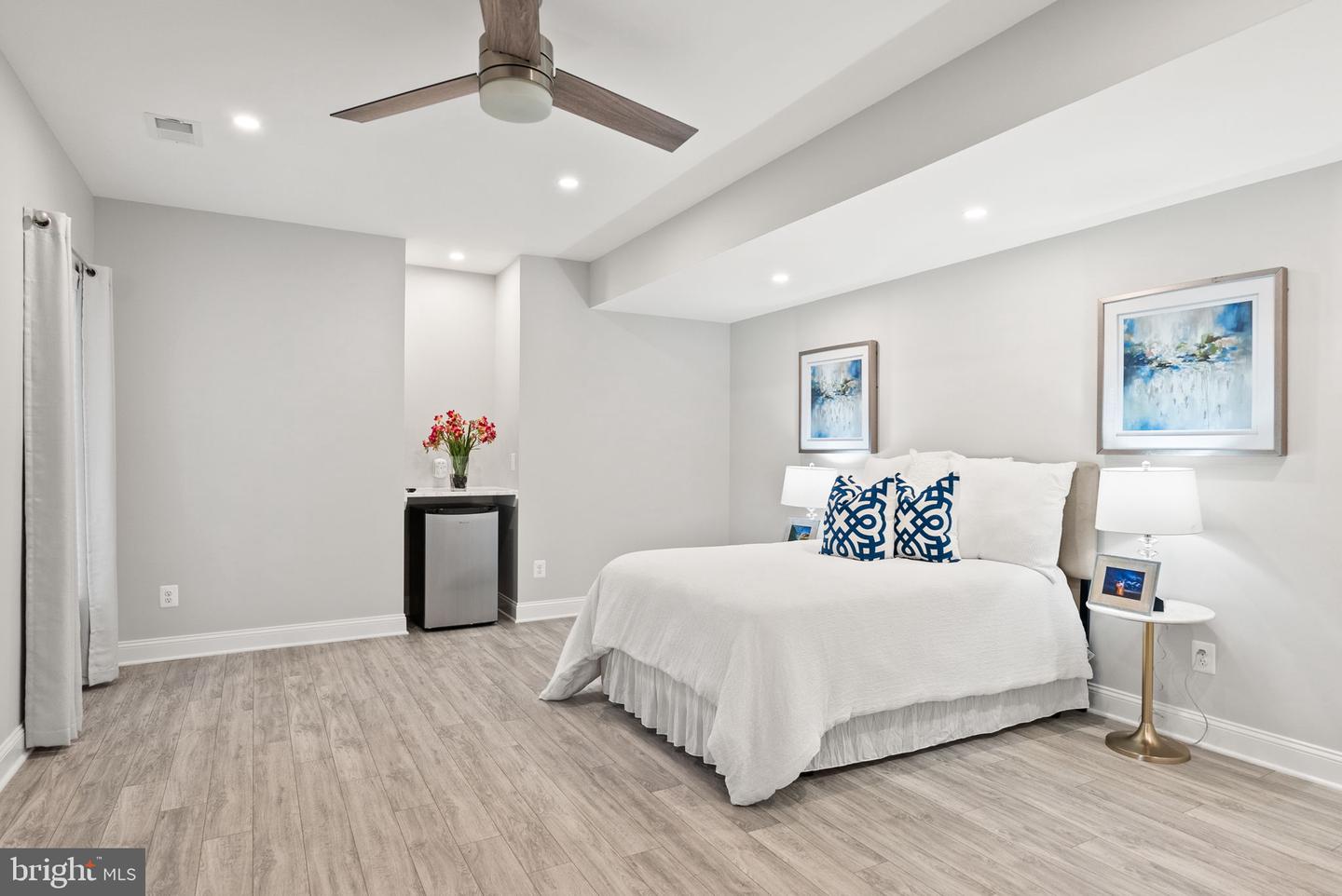 5421 SHERMAN OAKS CT, HAYMARKET, Virginia 20169, 5 Bedrooms Bedrooms, 24 Rooms Rooms,4 BathroomsBathrooms,Residential,For sale,5421 SHERMAN OAKS CT,VAPW2105668 MLS # VAPW2105668