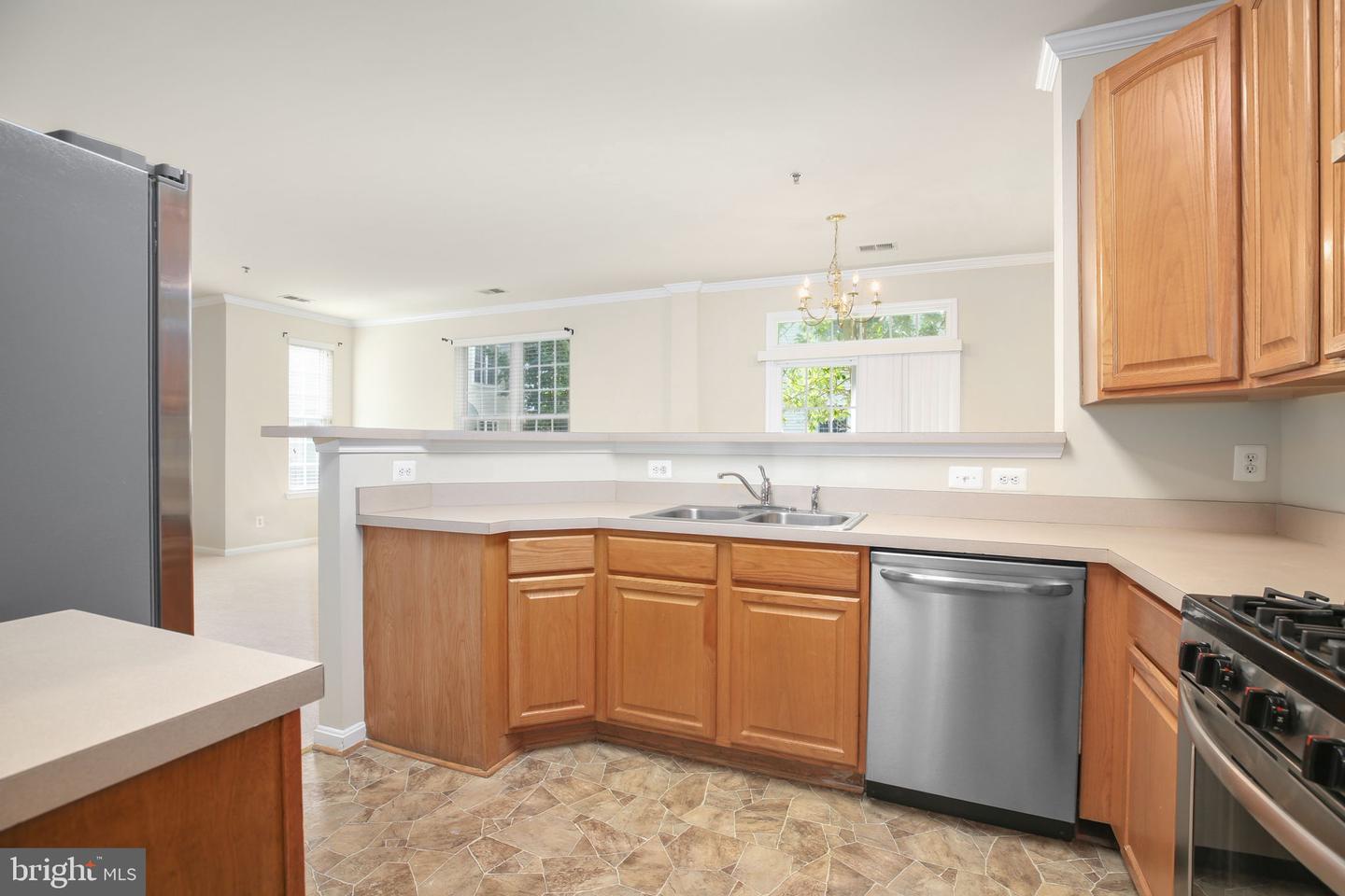 8934 MILFORD HAVEN CT #34A, LORTON, Virginia 22079, 3 Bedrooms Bedrooms, ,2 BathroomsBathrooms,Residential,For sale,8934 MILFORD HAVEN CT #34A,VAFX2273550 MLS # VAFX2273550