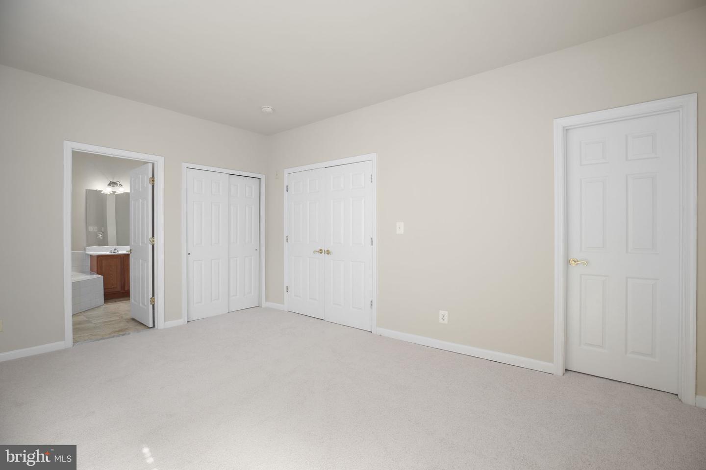 8934 MILFORD HAVEN CT #34A, LORTON, Virginia 22079, 3 Bedrooms Bedrooms, ,2 BathroomsBathrooms,Residential,For sale,8934 MILFORD HAVEN CT #34A,VAFX2273550 MLS # VAFX2273550 8934 MILFORD HAVEN CT #34A, LORTON, Virginia 22079, 3 Bedrooms Bedrooms, ,2 BathroomsBathrooms,Residential,For sale,8934 MILFORD HAVEN CT #34A,VAFX2273550 MLS # VAFX2273550