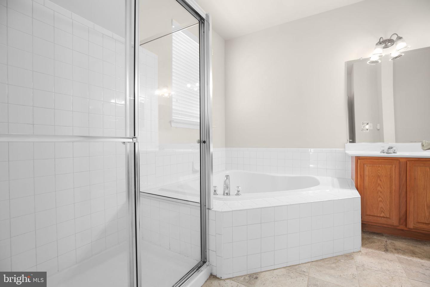 8934 MILFORD HAVEN CT #34A, LORTON, Virginia 22079, 3 Bedrooms Bedrooms, ,2 BathroomsBathrooms,Residential,For sale,8934 MILFORD HAVEN CT #34A,VAFX2273550 MLS # VAFX2273550 8934 MILFORD HAVEN CT #34A, LORTON, Virginia 22079, 3 Bedrooms Bedrooms, ,2 BathroomsBathrooms,Residential,For sale,8934 MILFORD HAVEN CT #34A,VAFX2273550 MLS # VAFX2273550