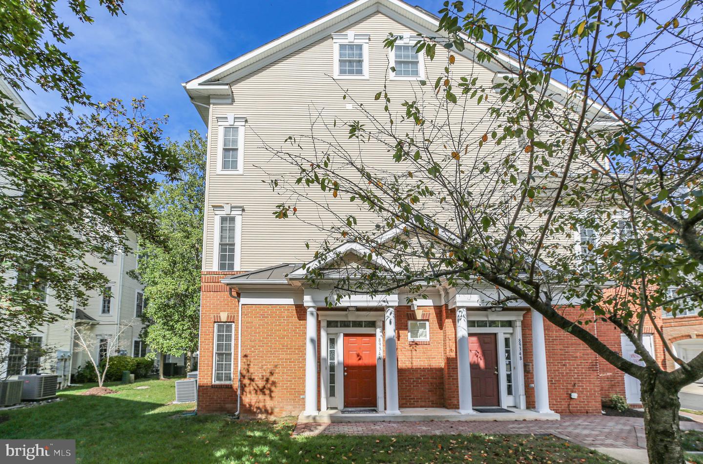 8934 MILFORD HAVEN CT #34A, LORTON, Virginia 22079, 3 Bedrooms Bedrooms, ,2 BathroomsBathrooms,Residential,For sale,8934 MILFORD HAVEN CT #34A,VAFX2273550 MLS # VAFX2273550