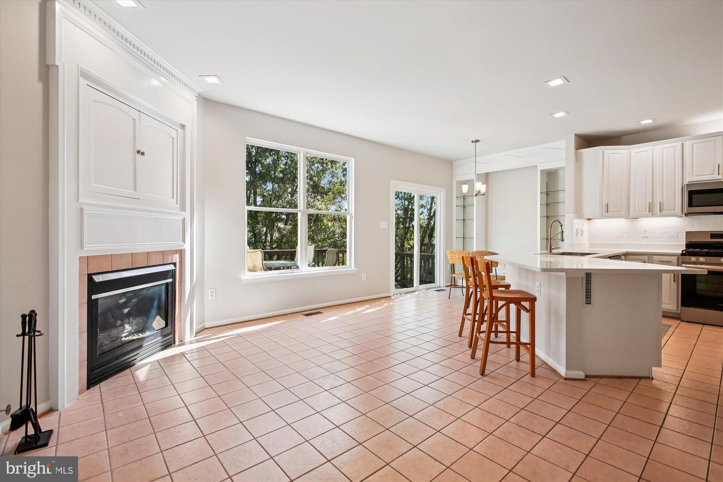 6339 DUNMAN WAY, ALEXANDRIA, Virginia 22315, 4 Bedrooms Bedrooms, ,3 BathroomsBathrooms,Residential,For sale,6339 DUNMAN WAY,VAFX2273572 MLS # VAFX2273572