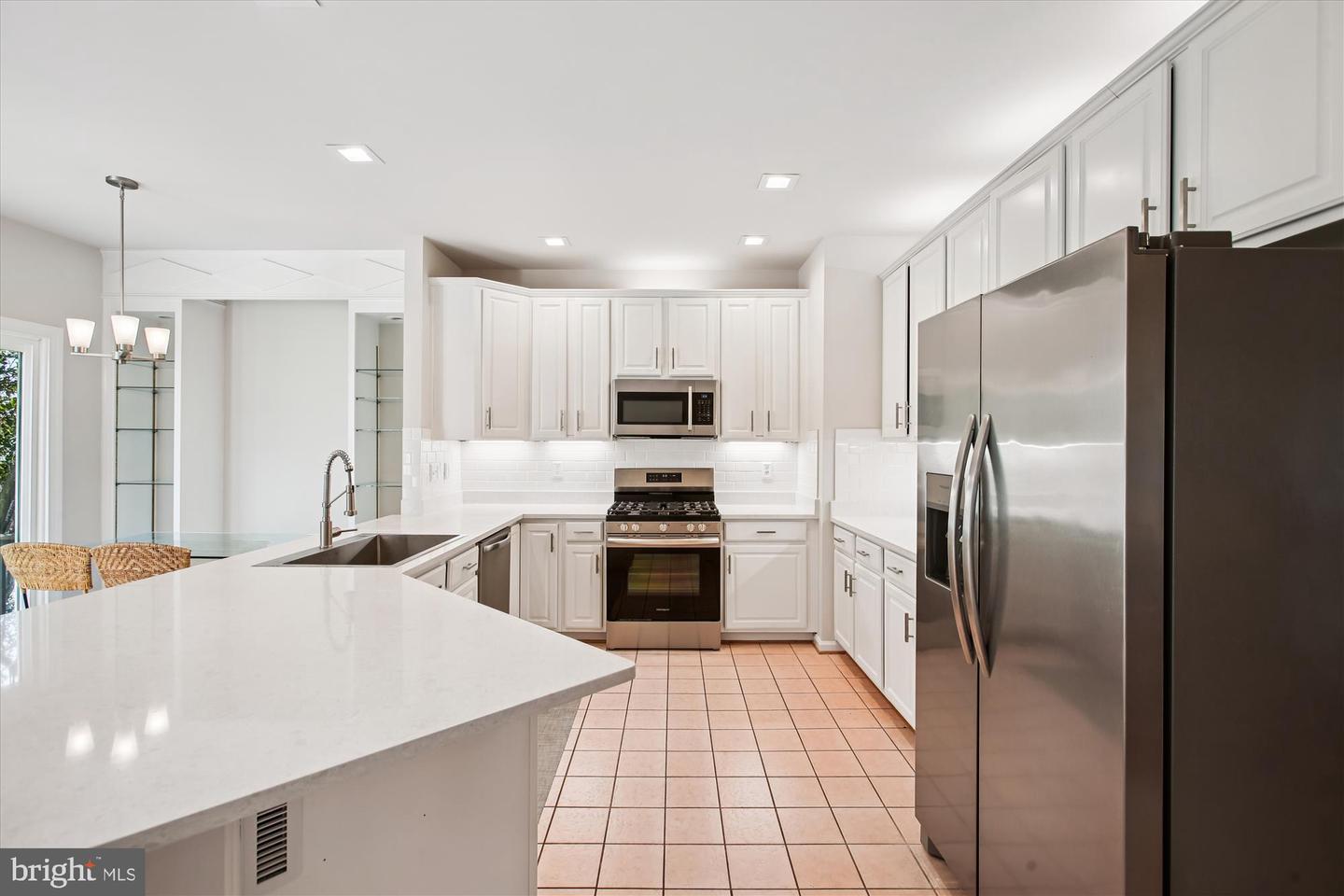 6339 DUNMAN WAY, ALEXANDRIA, Virginia 22315, 4 Bedrooms Bedrooms, ,3 BathroomsBathrooms,Residential,For sale,6339 DUNMAN WAY,VAFX2273572 MLS # VAFX2273572