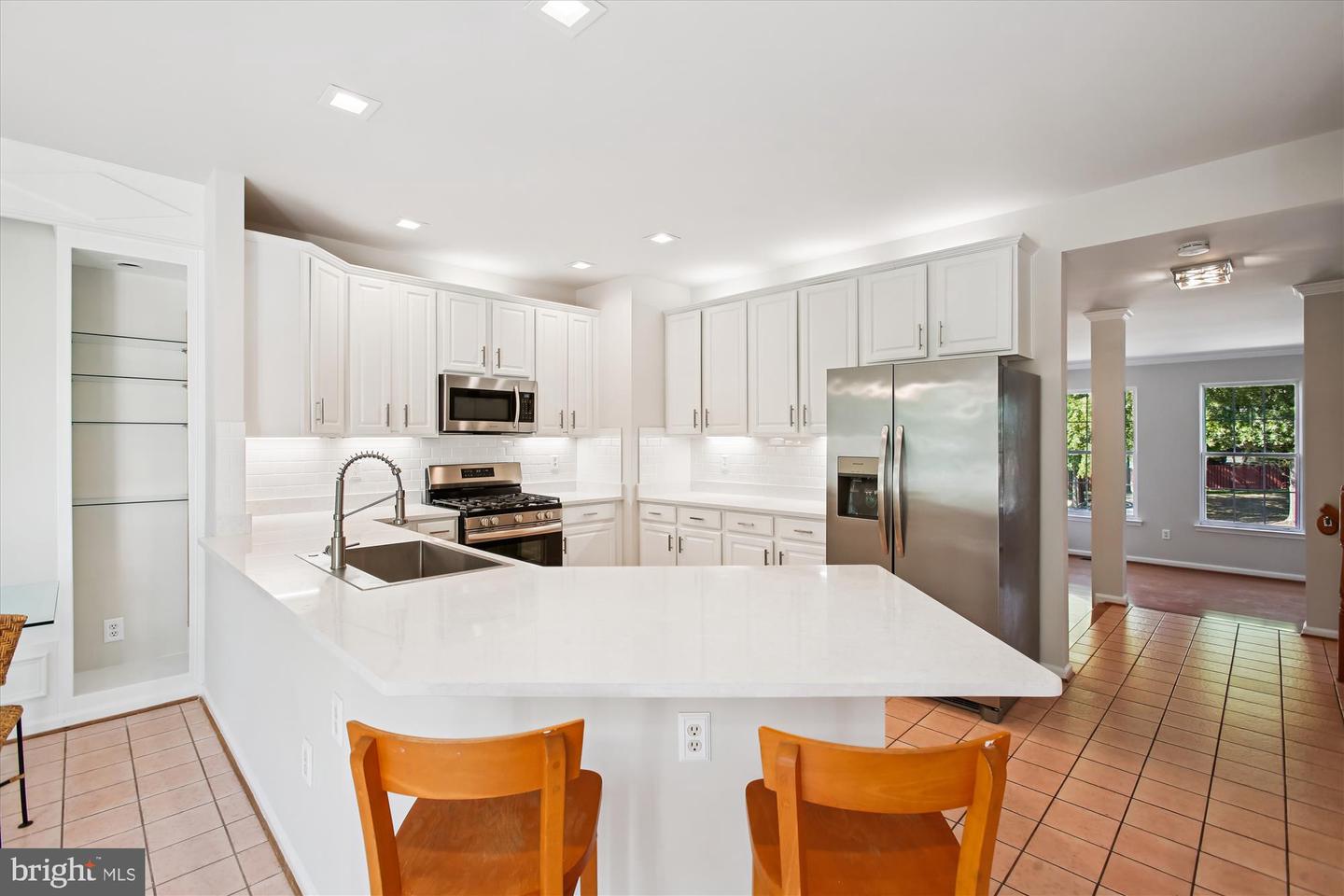6339 DUNMAN WAY, ALEXANDRIA, Virginia 22315, 4 Bedrooms Bedrooms, ,3 BathroomsBathrooms,Residential,For sale,6339 DUNMAN WAY,VAFX2273572 MLS # VAFX2273572