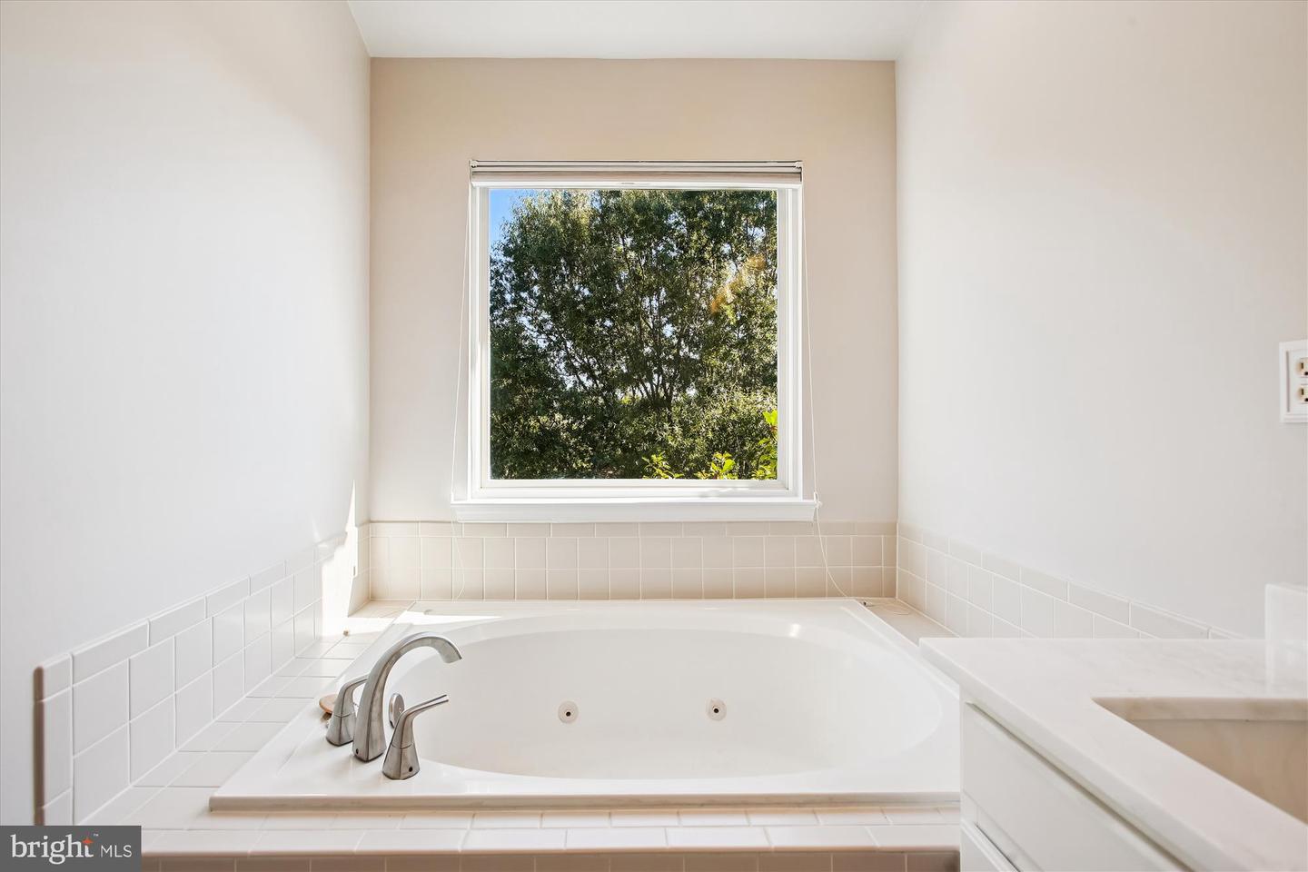 6339 DUNMAN WAY, ALEXANDRIA, Virginia 22315, 4 Bedrooms Bedrooms, ,3 BathroomsBathrooms,Residential,For sale,6339 DUNMAN WAY,VAFX2273572 MLS # VAFX2273572