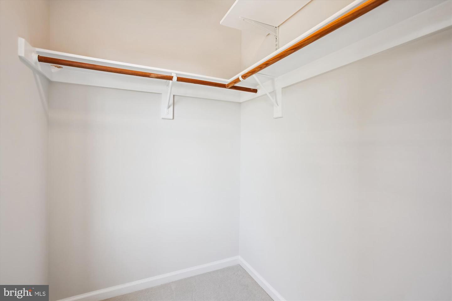 6339 DUNMAN WAY, ALEXANDRIA, Virginia 22315, 4 Bedrooms Bedrooms, ,3 BathroomsBathrooms,Residential,For sale,6339 DUNMAN WAY,VAFX2273572 MLS # VAFX2273572