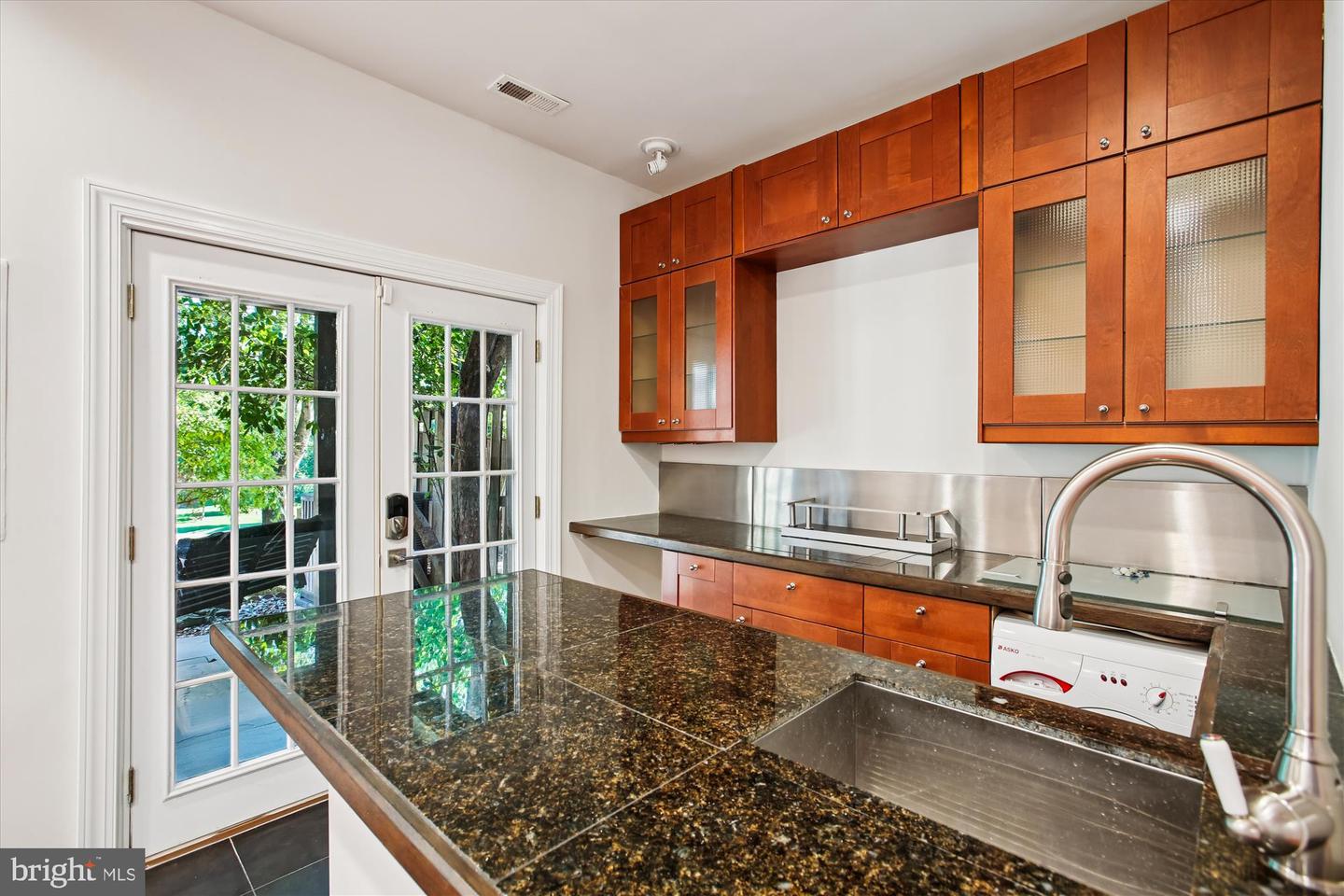 6339 DUNMAN WAY, ALEXANDRIA, Virginia 22315, 4 Bedrooms Bedrooms, ,3 BathroomsBathrooms,Residential,For sale,6339 DUNMAN WAY,VAFX2273572 MLS # VAFX2273572