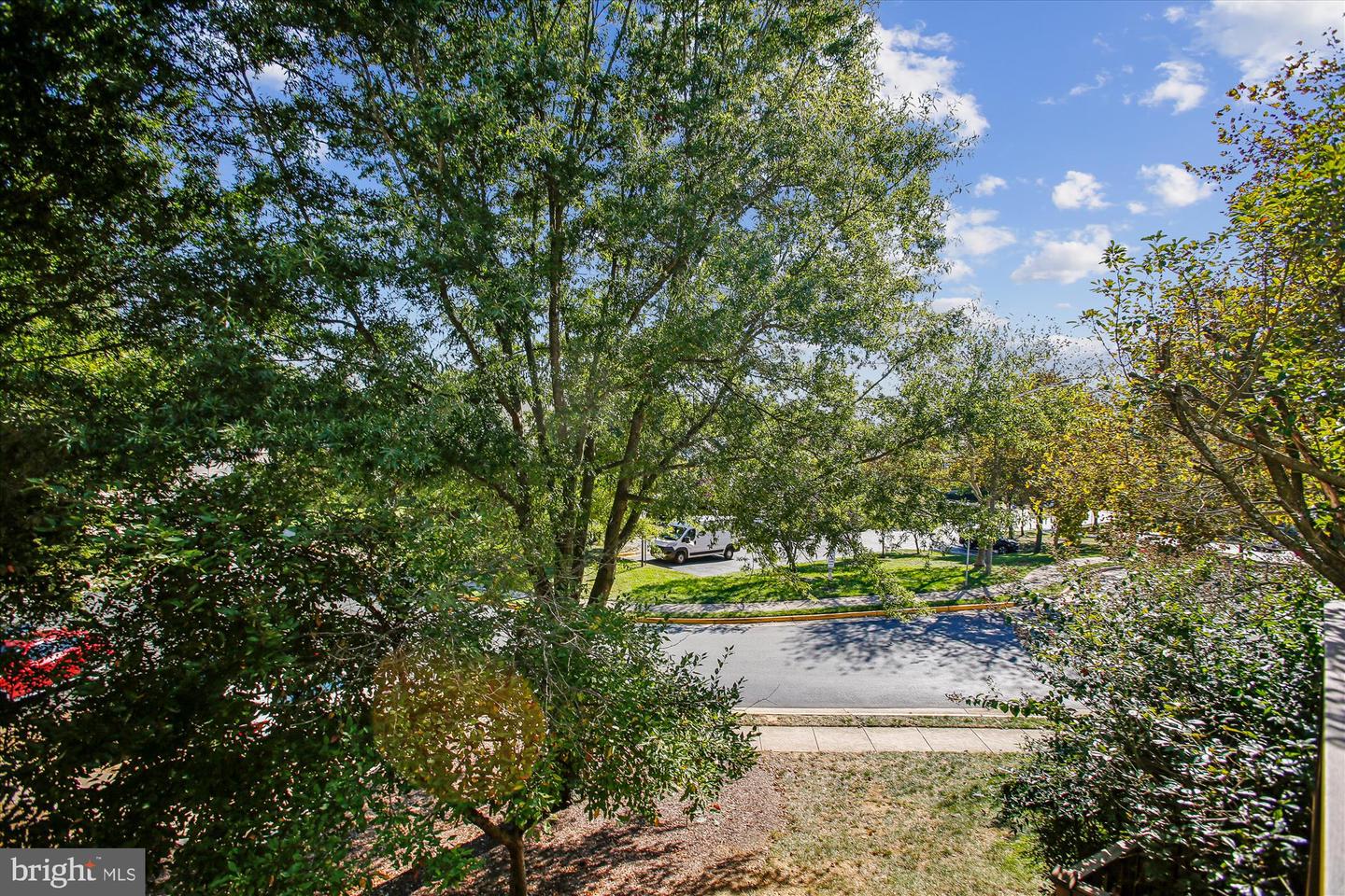 6339 DUNMAN WAY, ALEXANDRIA, Virginia 22315, 4 Bedrooms Bedrooms, ,3 BathroomsBathrooms,Residential,For sale,6339 DUNMAN WAY,VAFX2273572 MLS # VAFX2273572