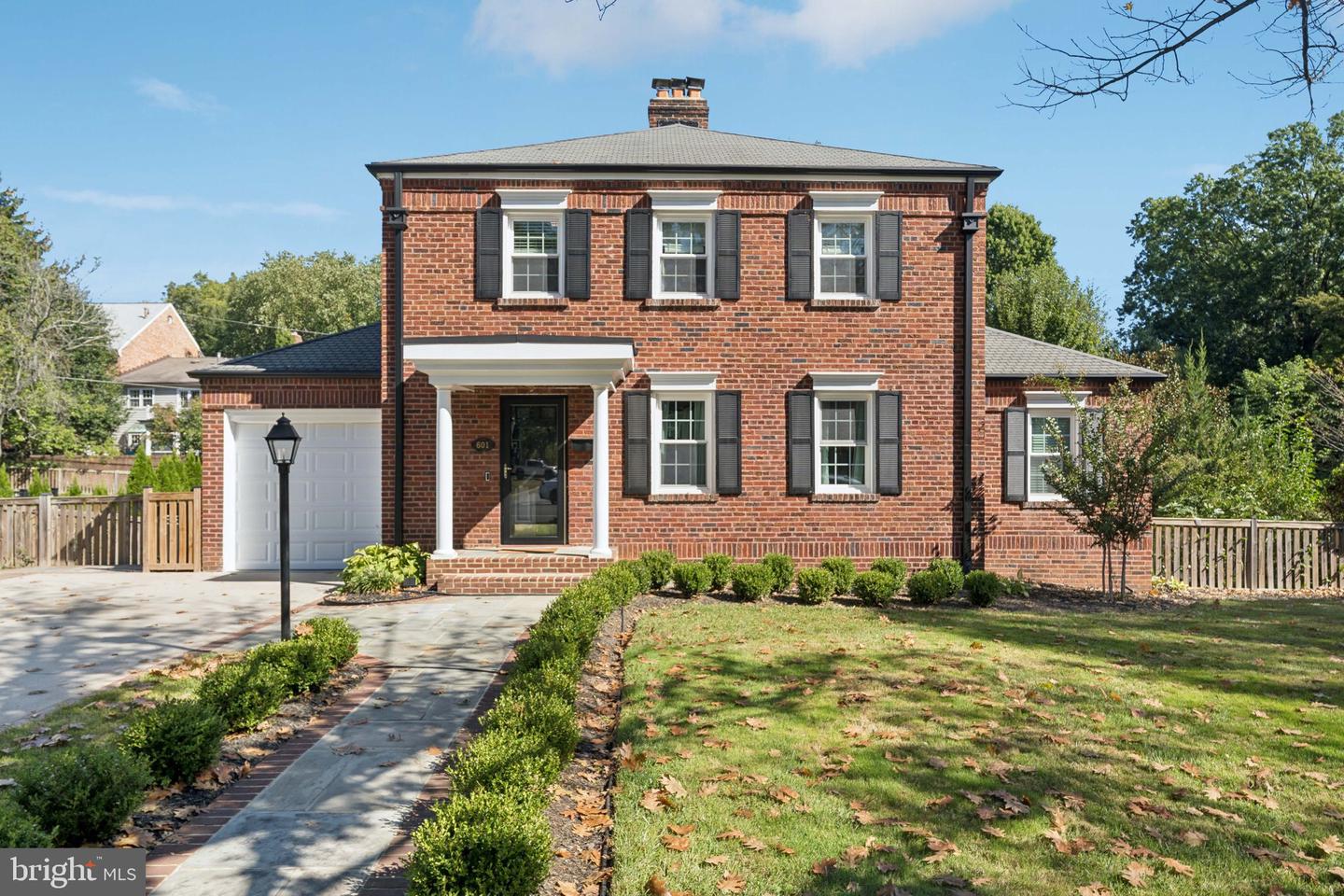 601 HILLWOOD AVE, FALLS CHURCH, Virginia 22042, 3 Bedrooms Bedrooms, ,2 BathroomsBathrooms,Residential,For sale,601 HILLWOOD AVE,VAFA2003342 MLS # VAFA2003342