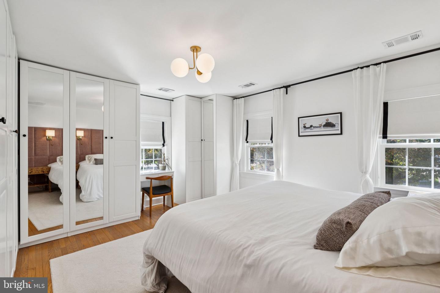 601 HILLWOOD AVE, FALLS CHURCH, Virginia 22042, 3 Bedrooms Bedrooms, ,2 BathroomsBathrooms,Residential,For sale,601 HILLWOOD AVE,VAFA2003342 MLS # VAFA2003342