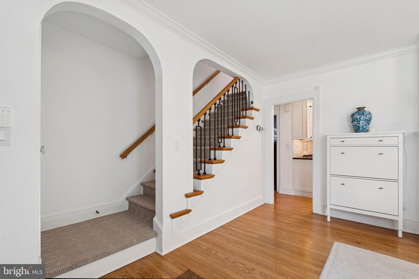 601 HILLWOOD AVE, FALLS CHURCH, Virginia 22042, 3 Bedrooms Bedrooms, ,2 BathroomsBathrooms,Residential,For sale,601 HILLWOOD AVE,VAFA2003342 MLS # VAFA2003342