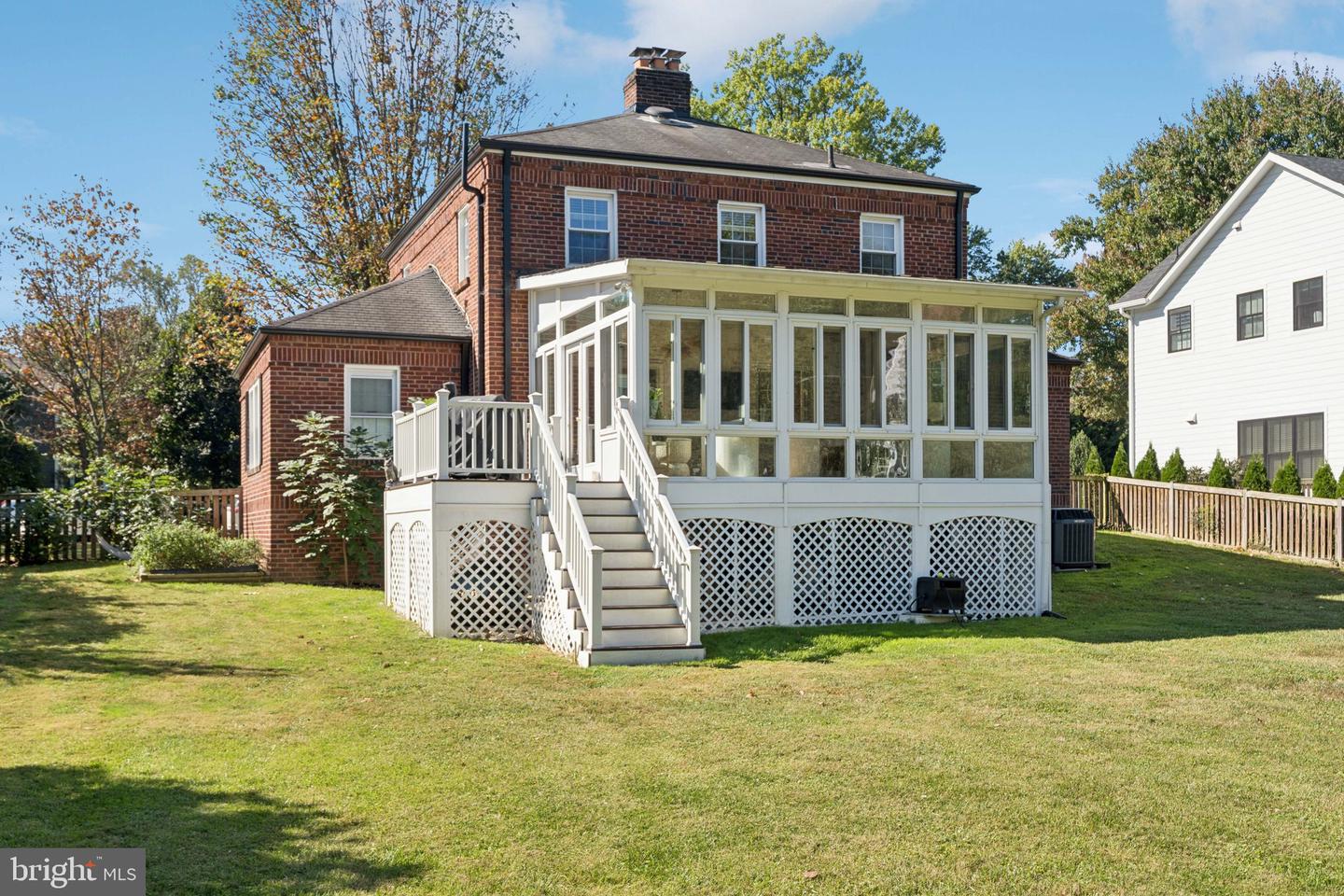 601 HILLWOOD AVE, FALLS CHURCH, Virginia 22042, 3 Bedrooms Bedrooms, ,2 BathroomsBathrooms,Residential,For sale,601 HILLWOOD AVE,VAFA2003342 MLS # VAFA2003342