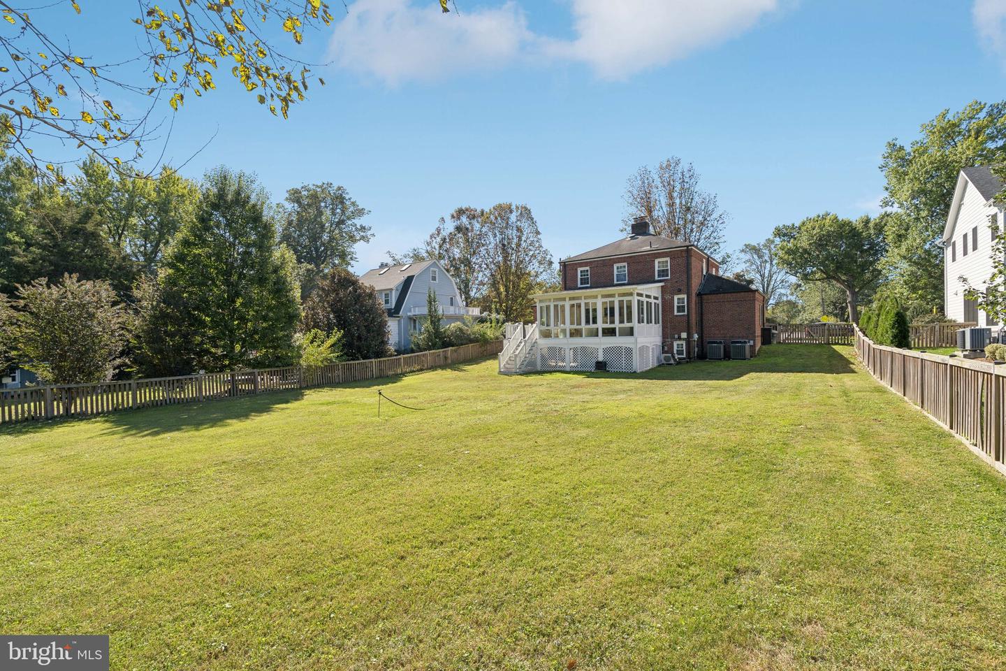 601 HILLWOOD AVE, FALLS CHURCH, Virginia 22042, 3 Bedrooms Bedrooms, ,2 BathroomsBathrooms,Residential,For sale,601 HILLWOOD AVE,VAFA2003342 MLS # VAFA2003342
