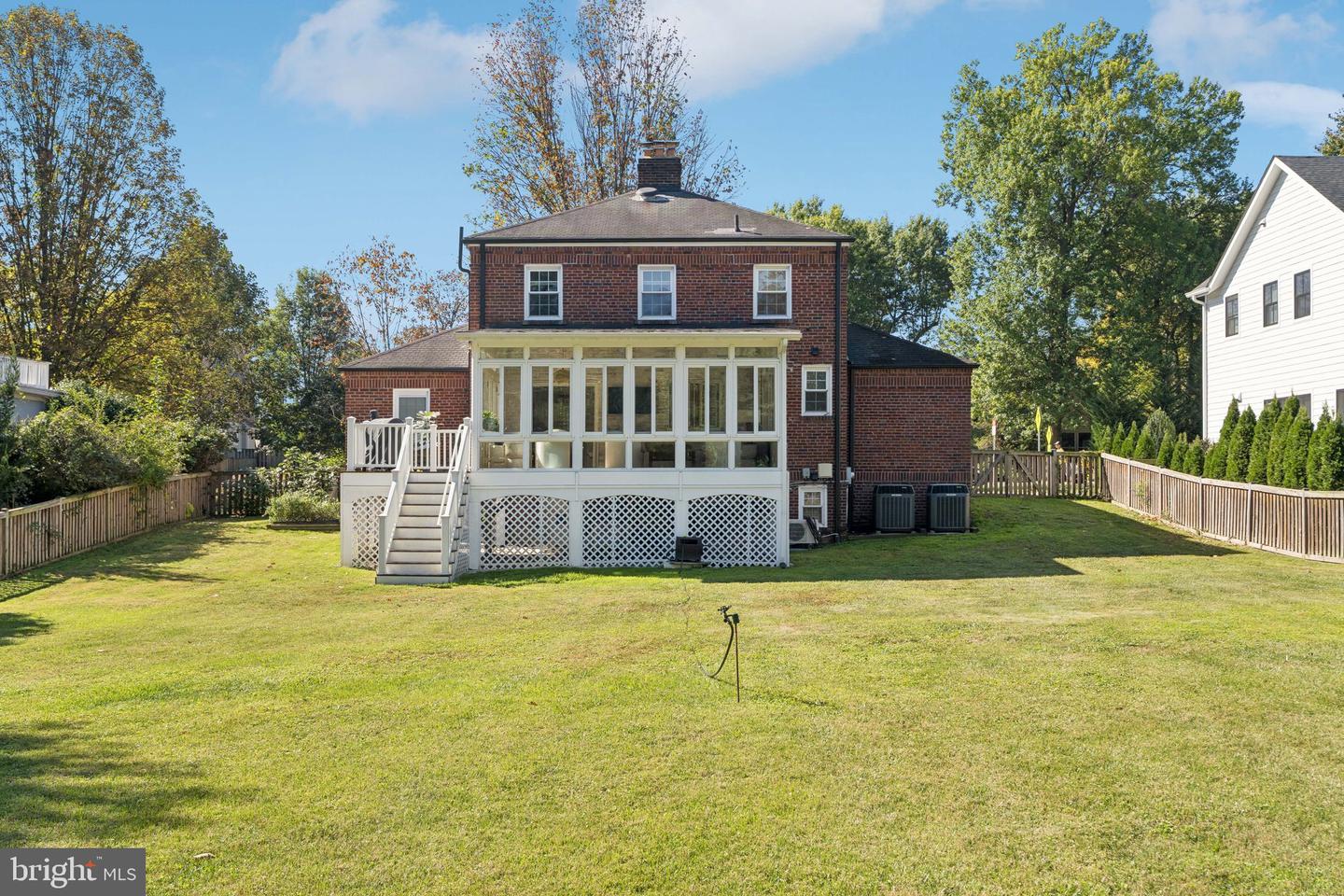 601 HILLWOOD AVE, FALLS CHURCH, Virginia 22042, 3 Bedrooms Bedrooms, ,2 BathroomsBathrooms,Residential,For sale,601 HILLWOOD AVE,VAFA2003342 MLS # VAFA2003342