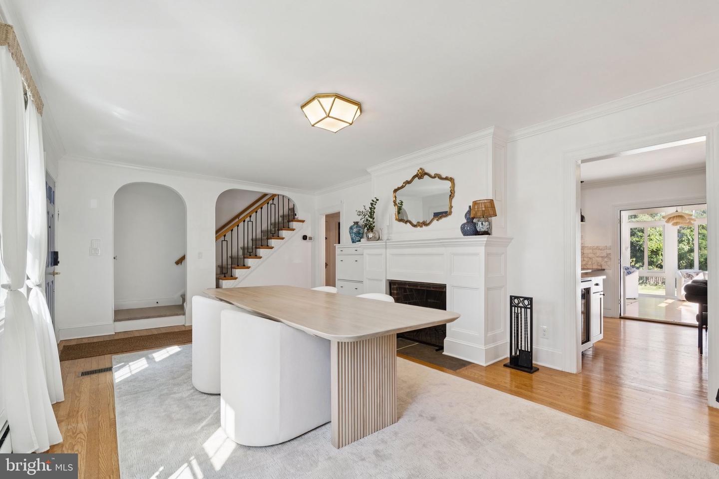 601 HILLWOOD AVE, FALLS CHURCH, Virginia 22042, 3 Bedrooms Bedrooms, ,2 BathroomsBathrooms,Residential,For sale,601 HILLWOOD AVE,VAFA2003342 MLS # VAFA2003342