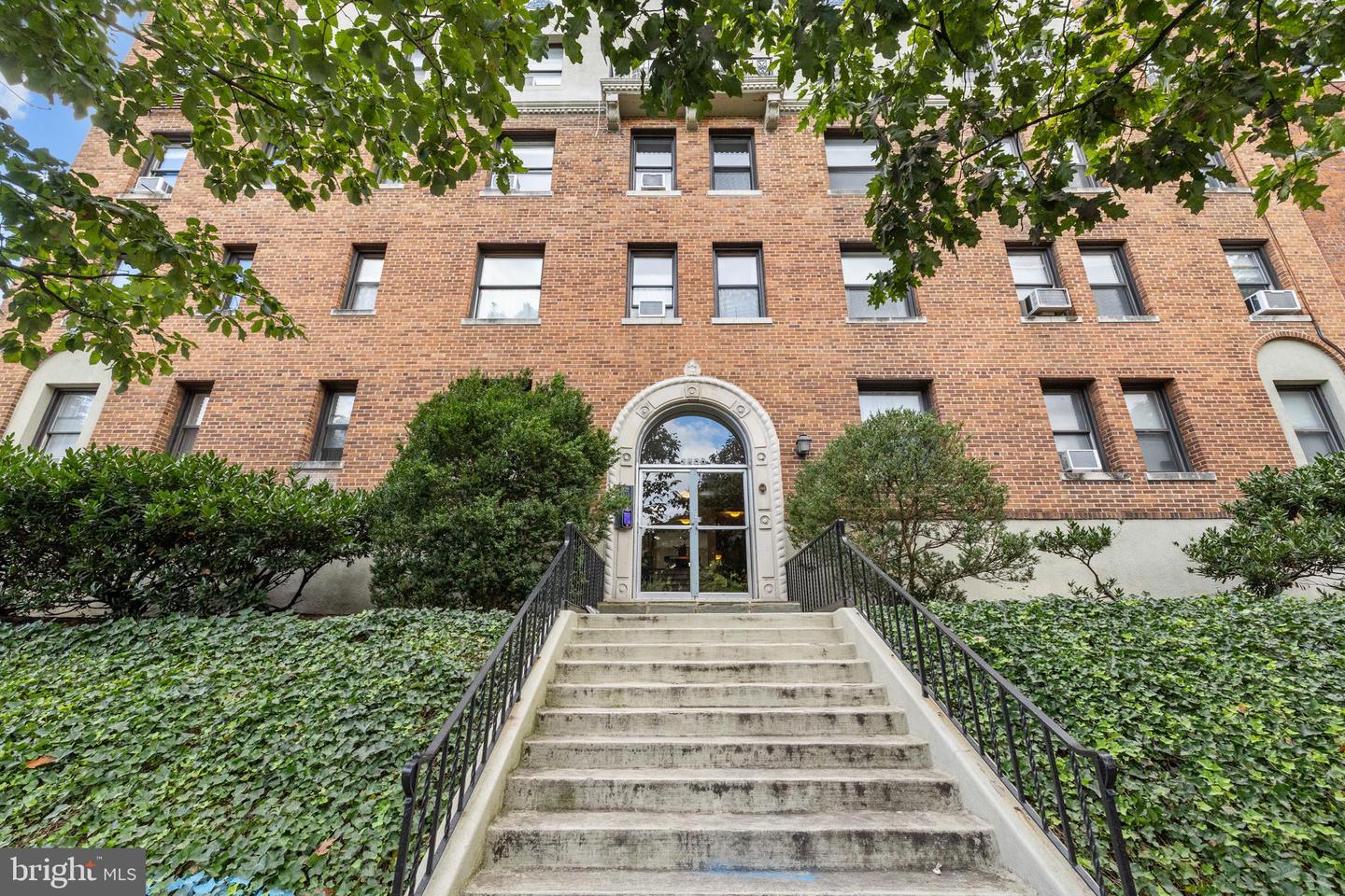 3600 CONNECTICUT AVE NW #202, WASHINGTON, District Of Columbia 20008, 1 Bedroom Bedrooms, ,1 BathroomBathrooms,Residential,For sale,3600 CONNECTICUT AVE NW #202,DCDC2226522 MLS # DCDC2226522
