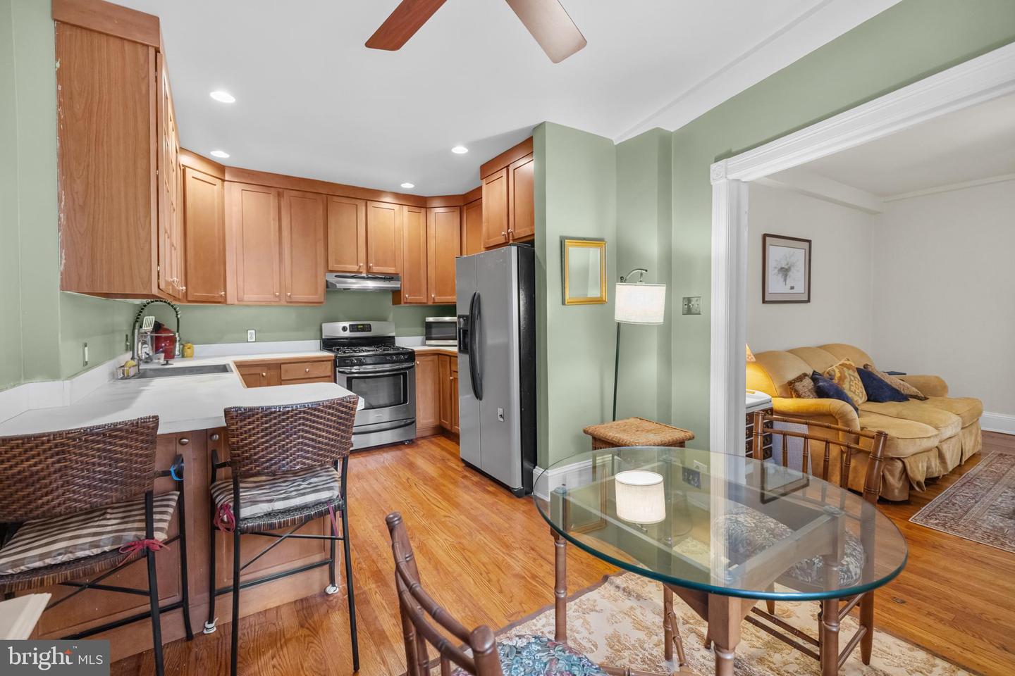 3600 CONNECTICUT AVE NW #202, WASHINGTON, District Of Columbia 20008, 1 Bedroom Bedrooms, ,1 BathroomBathrooms,Residential,For sale,3600 CONNECTICUT AVE NW #202,DCDC2226522 MLS # DCDC2226522