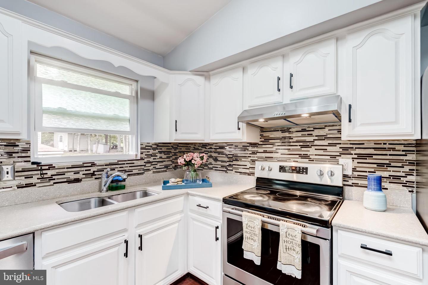 316 HANFORD CT, STERLING, Virginia 20164, 4 Bedrooms Bedrooms, ,3 BathroomsBathrooms,Residential,For sale,316 HANFORD CT,VALO2108796 MLS # VALO2108796