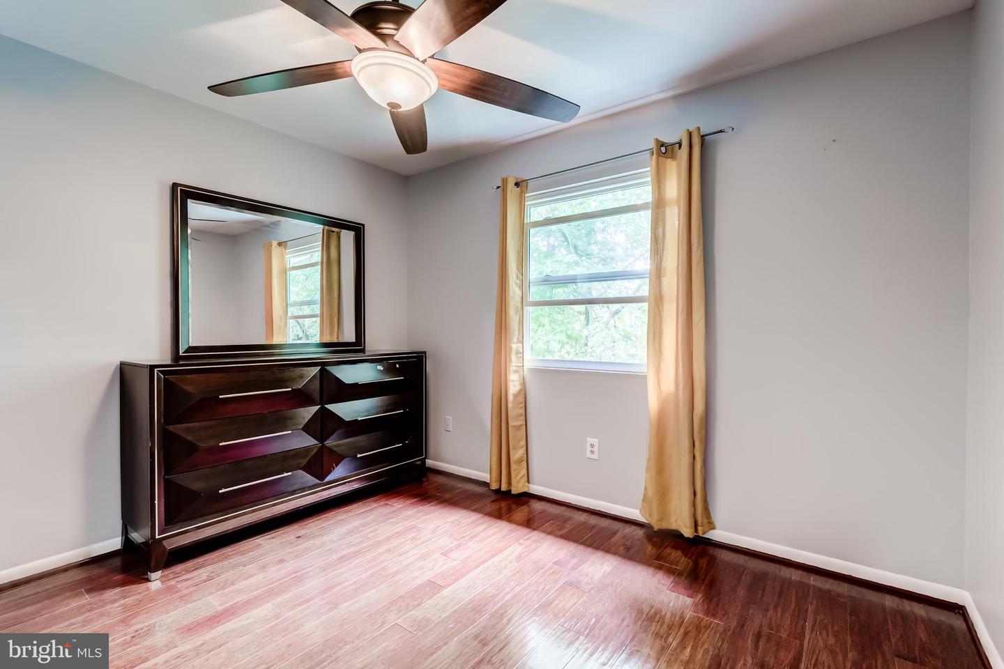 316 HANFORD CT, STERLING, Virginia 20164, 4 Bedrooms Bedrooms, ,3 BathroomsBathrooms,Residential,For sale,316 HANFORD CT,VALO2108796 MLS # VALO2108796