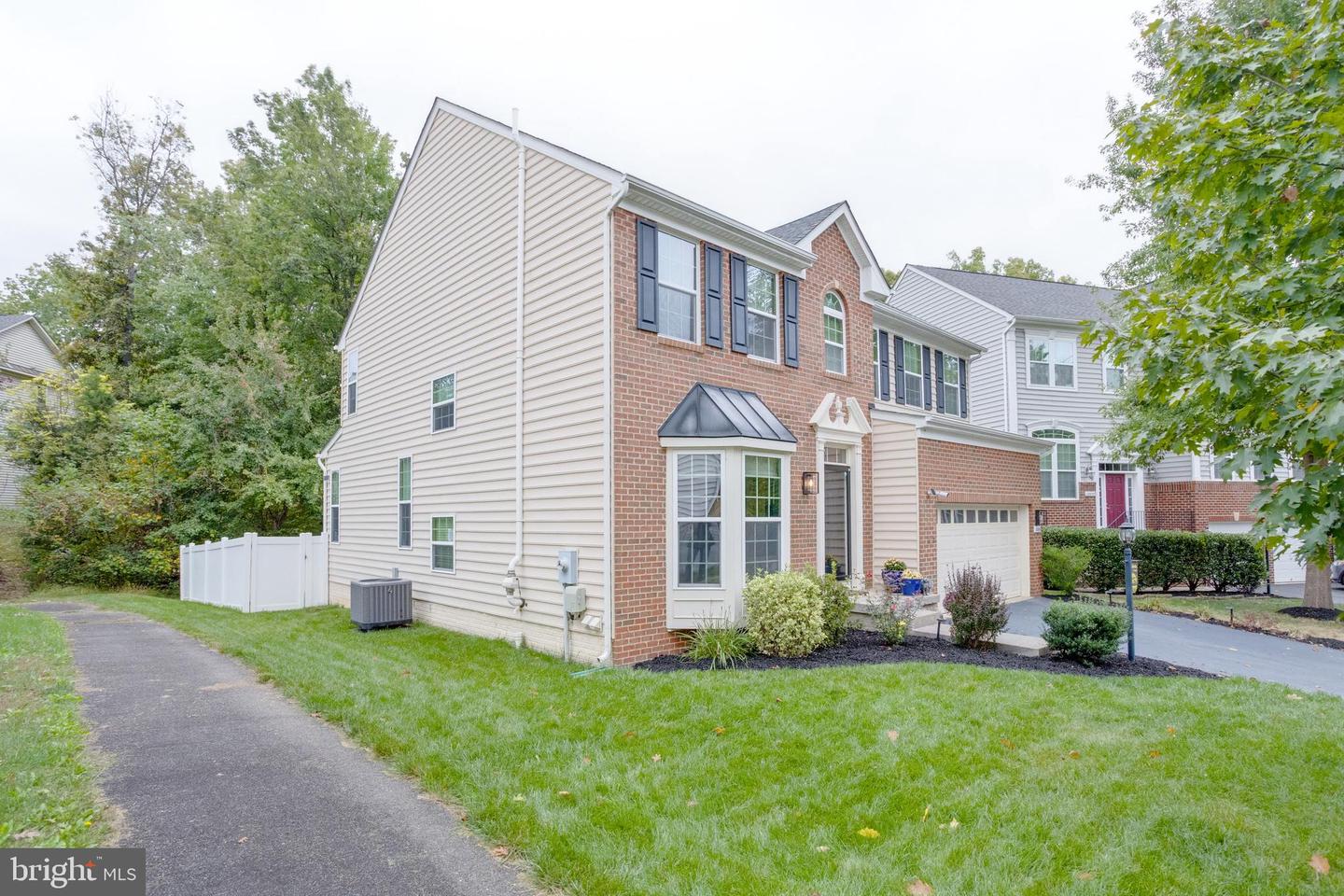 12608 AUBREY GLEN TER, WOODBRIDGE, Virginia 22192, 4 Bedrooms Bedrooms, ,3 BathroomsBathrooms,Residential,For sale,12608 AUBREY GLEN TER,VAPW2105968 MLS # VAPW2105968