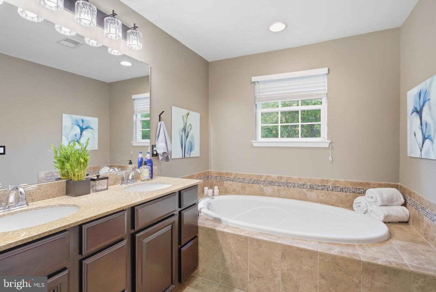 12608 AUBREY GLEN TER, WOODBRIDGE, Virginia 22192, 4 Bedrooms Bedrooms, ,3 BathroomsBathrooms,Residential,For sale,12608 AUBREY GLEN TER,VAPW2105968 MLS # VAPW2105968