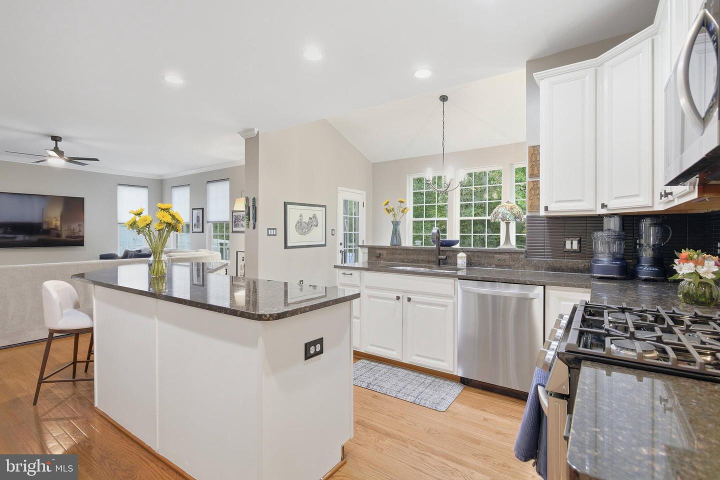 12608 AUBREY GLEN TER, WOODBRIDGE, Virginia 22192, 4 Bedrooms Bedrooms, ,3 BathroomsBathrooms,Residential,For sale,12608 AUBREY GLEN TER,VAPW2105968 MLS # VAPW2105968