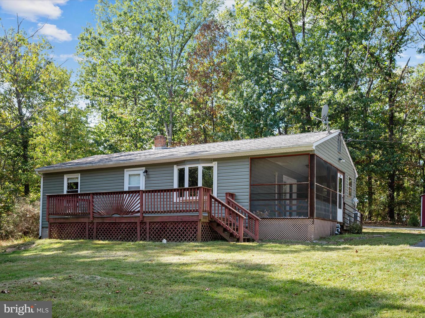 220 CHESTNUT GROVE RD, WINCHESTER, Virginia 22603, 2 Bedrooms Bedrooms, 6 Rooms Rooms,1 BathroomBathrooms,Residential,For sale,220 CHESTNUT GROVE RD,VAFV2037446 MLS # VAFV2037446