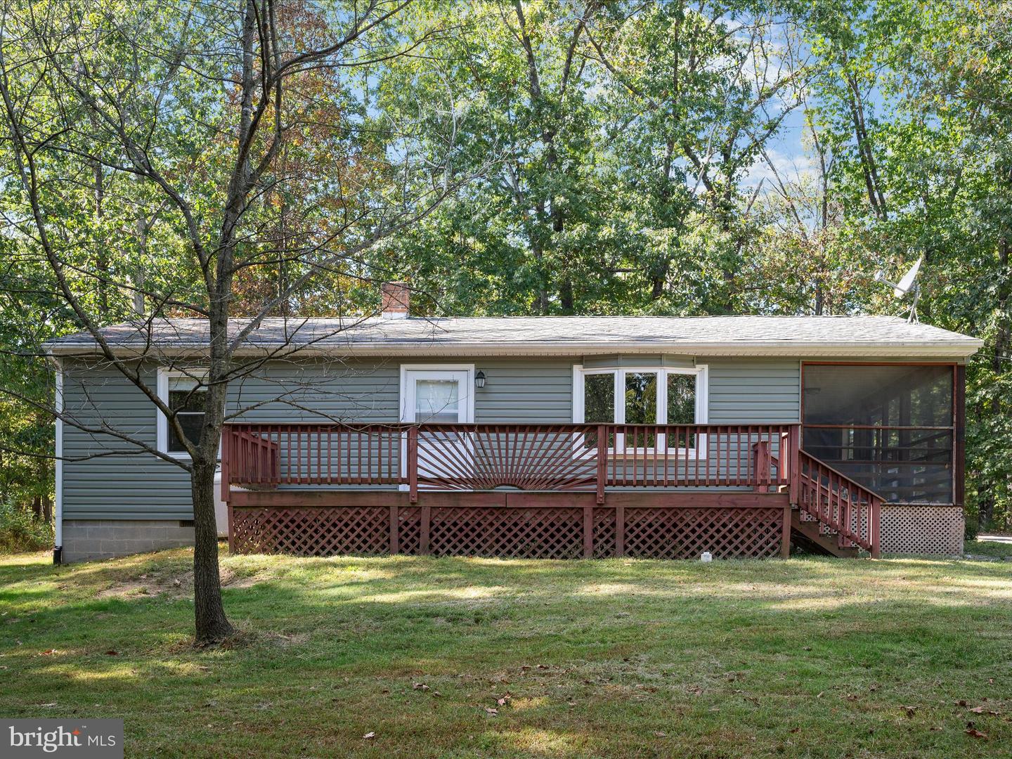 220 CHESTNUT GROVE RD, WINCHESTER, Virginia 22603, 2 Bedrooms Bedrooms, 6 Rooms Rooms,1 BathroomBathrooms,Residential,For sale,220 CHESTNUT GROVE RD,VAFV2037446 MLS # VAFV2037446