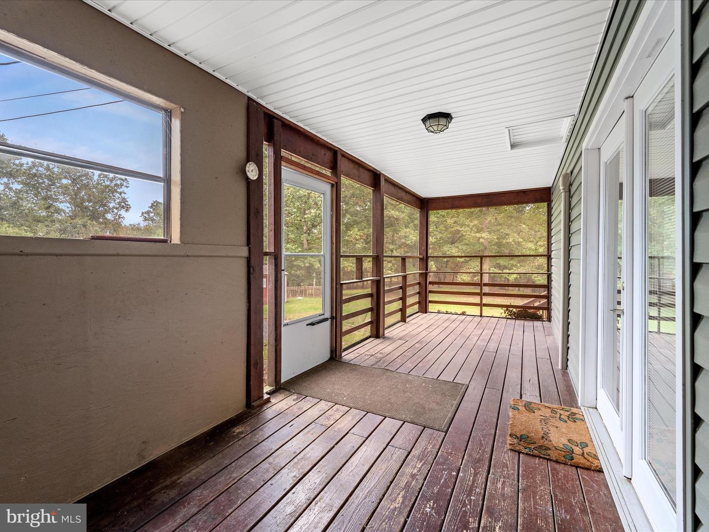 220 CHESTNUT GROVE RD, WINCHESTER, Virginia 22603, 2 Bedrooms Bedrooms, 6 Rooms Rooms,1 BathroomBathrooms,Residential,For sale,220 CHESTNUT GROVE RD,VAFV2037446 MLS # VAFV2037446