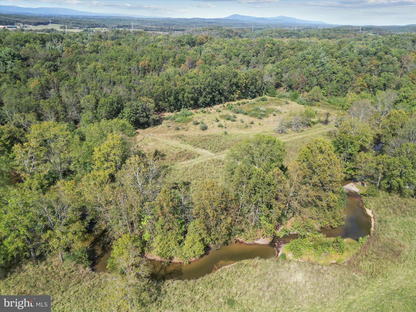 220 CHESTNUT GROVE RD, WINCHESTER, Virginia 22603, 2 Bedrooms Bedrooms, 6 Rooms Rooms,1 BathroomBathrooms,Residential,For sale,220 CHESTNUT GROVE RD,VAFV2037446 MLS # VAFV2037446