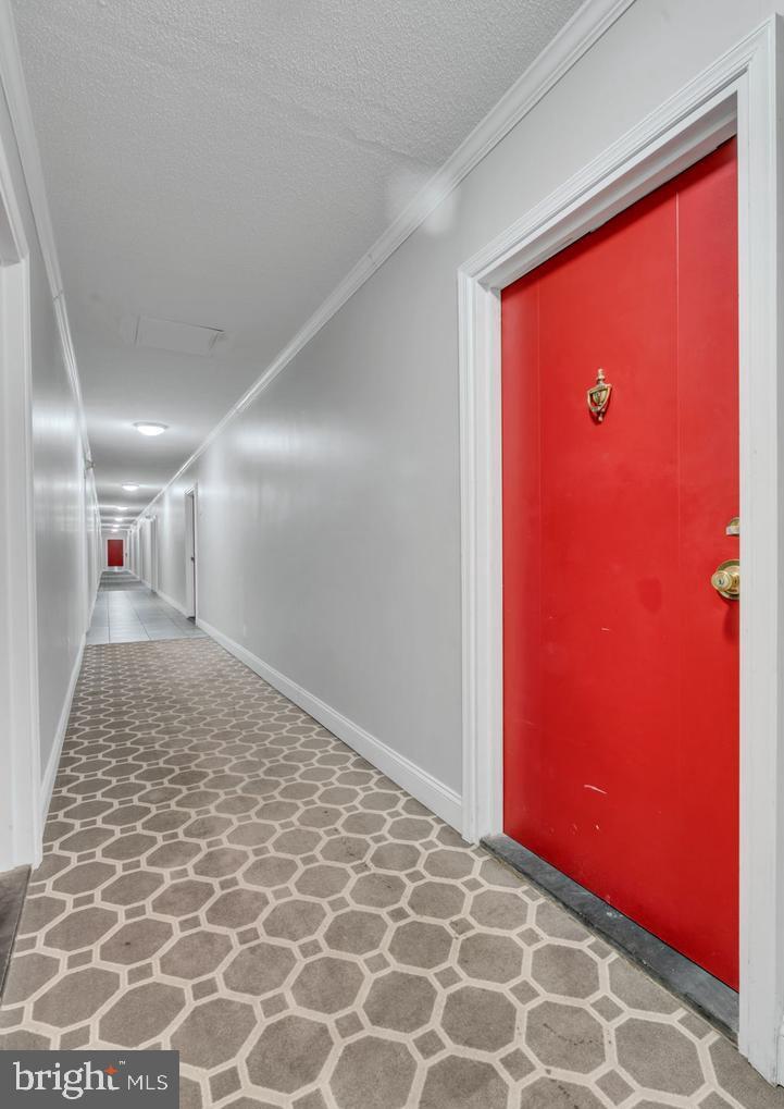 6141 LEESBURG PIKE #504, FALLS CHURCH, Virginia 22041, 1 Bedroom Bedrooms, ,1 BathroomBathrooms,Residential,For sale,6141 LEESBURG PIKE #504,VAFX2274724 MLS # VAFX2274724