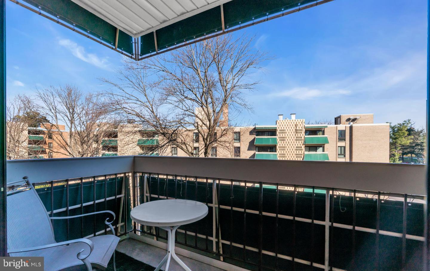 6141 LEESBURG PIKE #504, FALLS CHURCH, Virginia 22041, 1 Bedroom Bedrooms, ,1 BathroomBathrooms,Residential,For sale,6141 LEESBURG PIKE #504,VAFX2274724 MLS # VAFX2274724