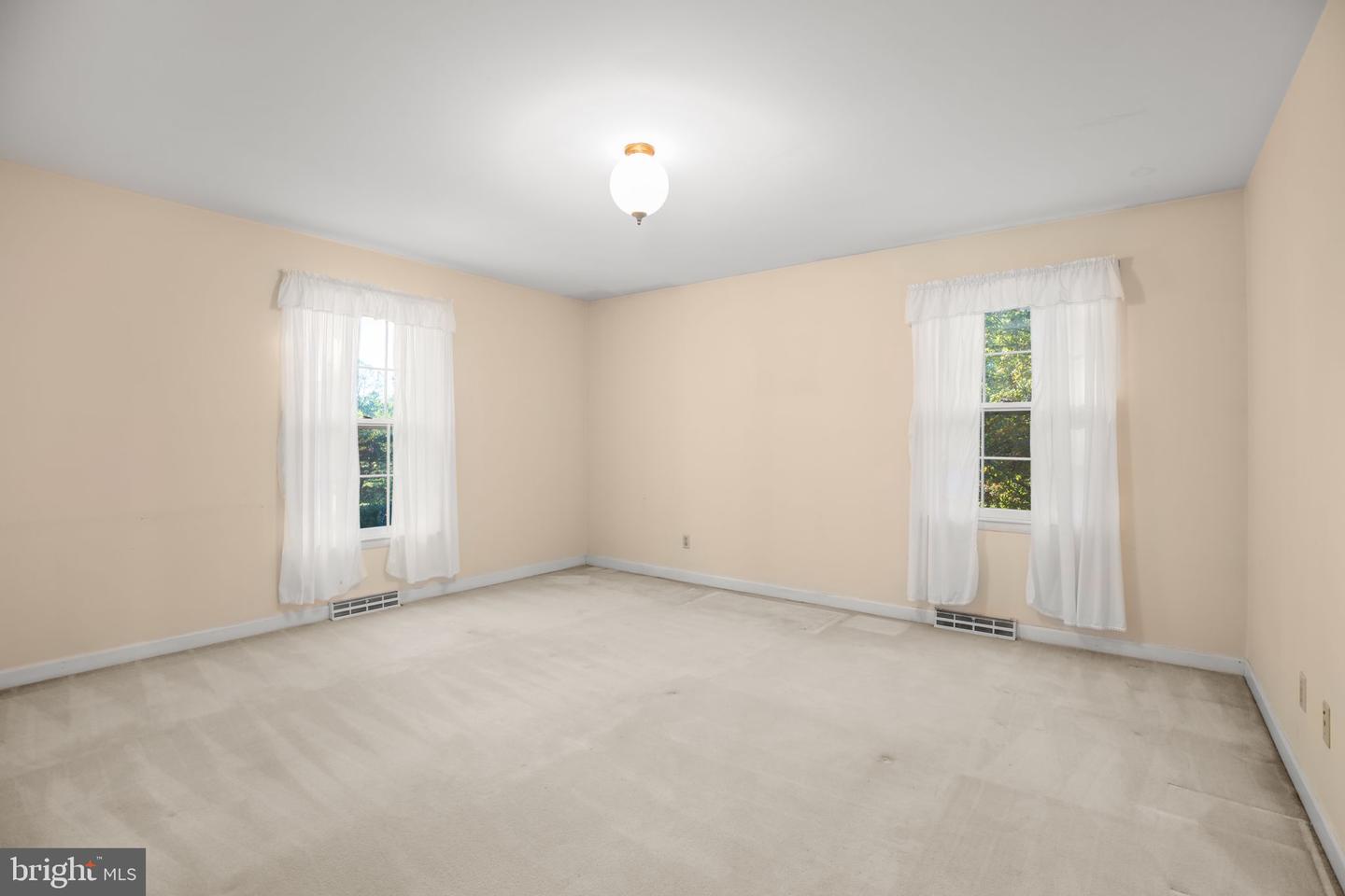 13880 RIDGELEA AVE, CULPEPER, Virginia 22701, 4 Bedrooms Bedrooms, ,2 BathroomsBathrooms,Residential,For sale,13880 RIDGELEA AVE,VACU2011810 MLS # VACU2011810