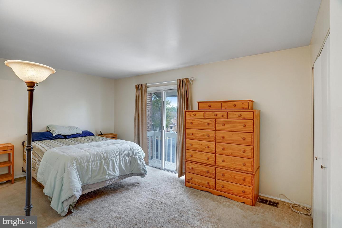 1127 SHANNON PL, HERNDON, Virginia 20170, 3 Bedrooms Bedrooms, ,2 BathroomsBathrooms,Residential,For sale,1127 SHANNON PL,VAFX2274792 MLS # VAFX2274792