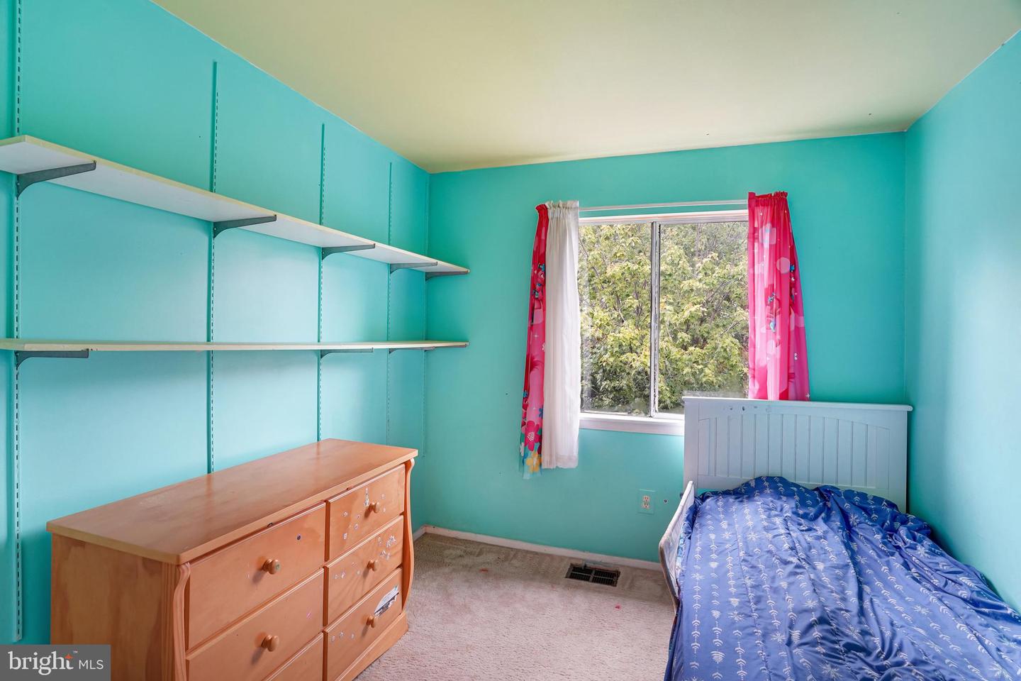 1127 SHANNON PL, HERNDON, Virginia 20170, 3 Bedrooms Bedrooms, ,2 BathroomsBathrooms,Residential,For sale,1127 SHANNON PL,VAFX2274792 MLS # VAFX2274792