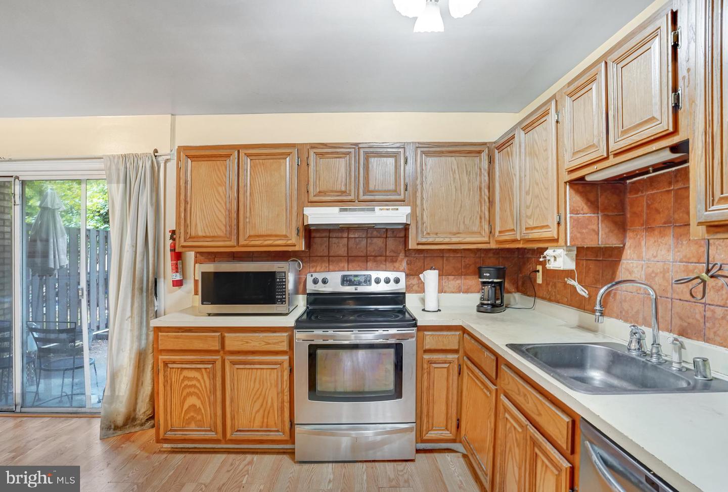 1127 SHANNON PL, HERNDON, Virginia 20170, 3 Bedrooms Bedrooms, ,2 BathroomsBathrooms,Residential,For sale,1127 SHANNON PL,VAFX2274792 MLS # VAFX2274792